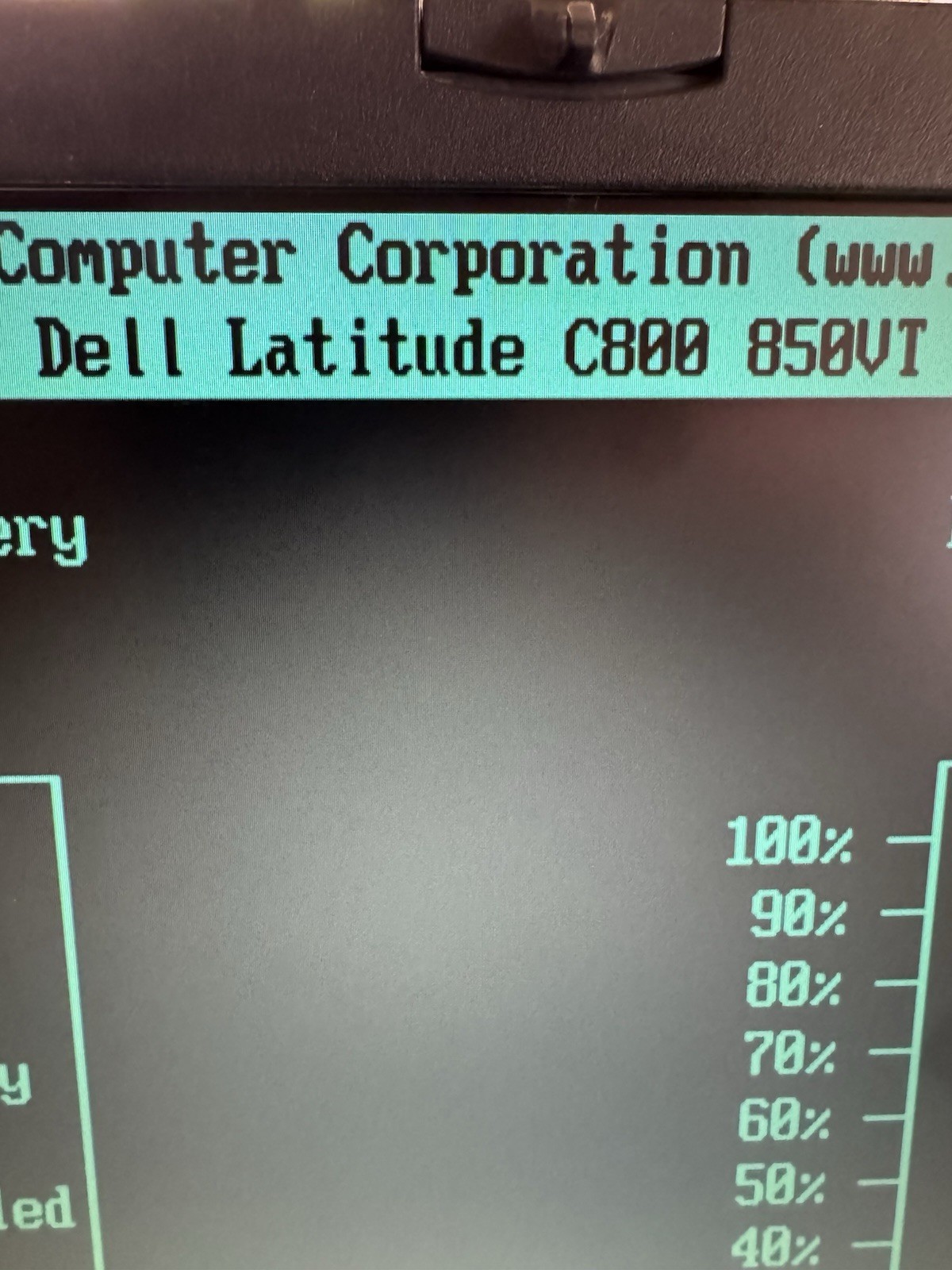 Dell Latitude C800 Laptop Pentium III 850Mhz 256MB 20GB 15″ Windows 2000 Working