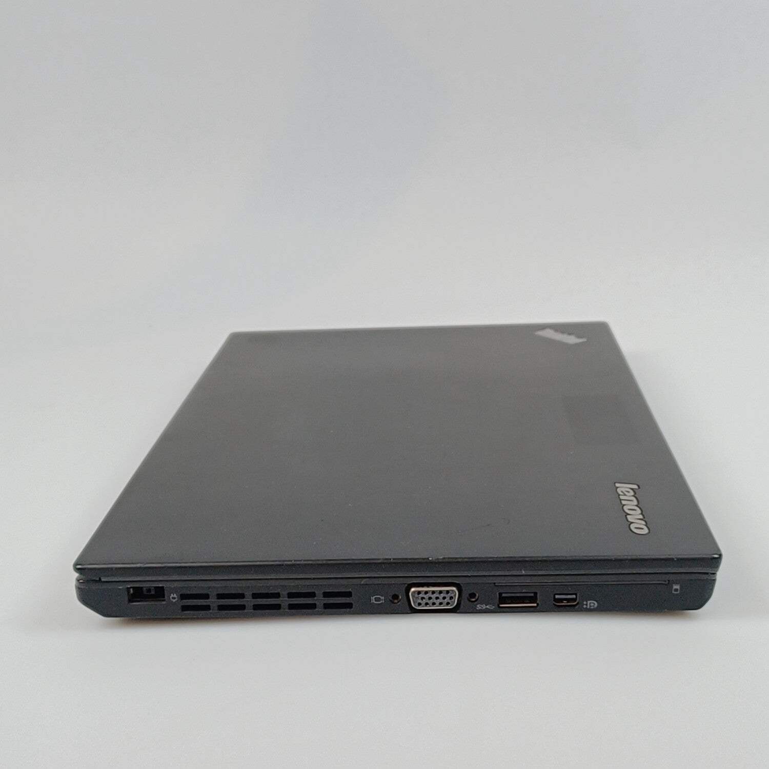Broken Lenovo Thinkpad x250 TP00048A 12.5″ i5-5300u 2.3GHz 8GB RAM Read