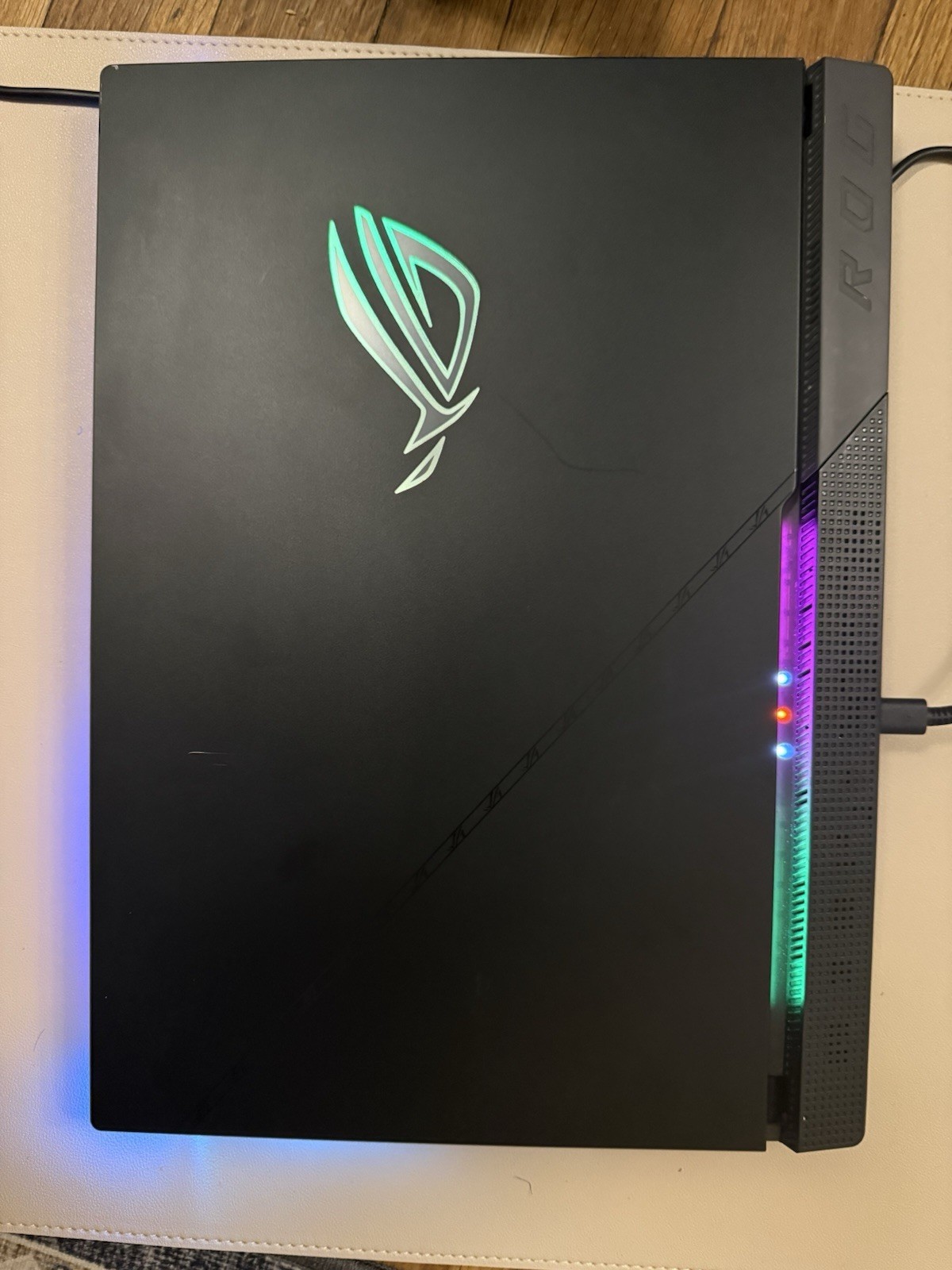 ASUS ROG STRIX SCAR G533QS 15.6” 300hz, 6TB SSD, RTX 3080, Ryzen 9, 32gb Ram,
