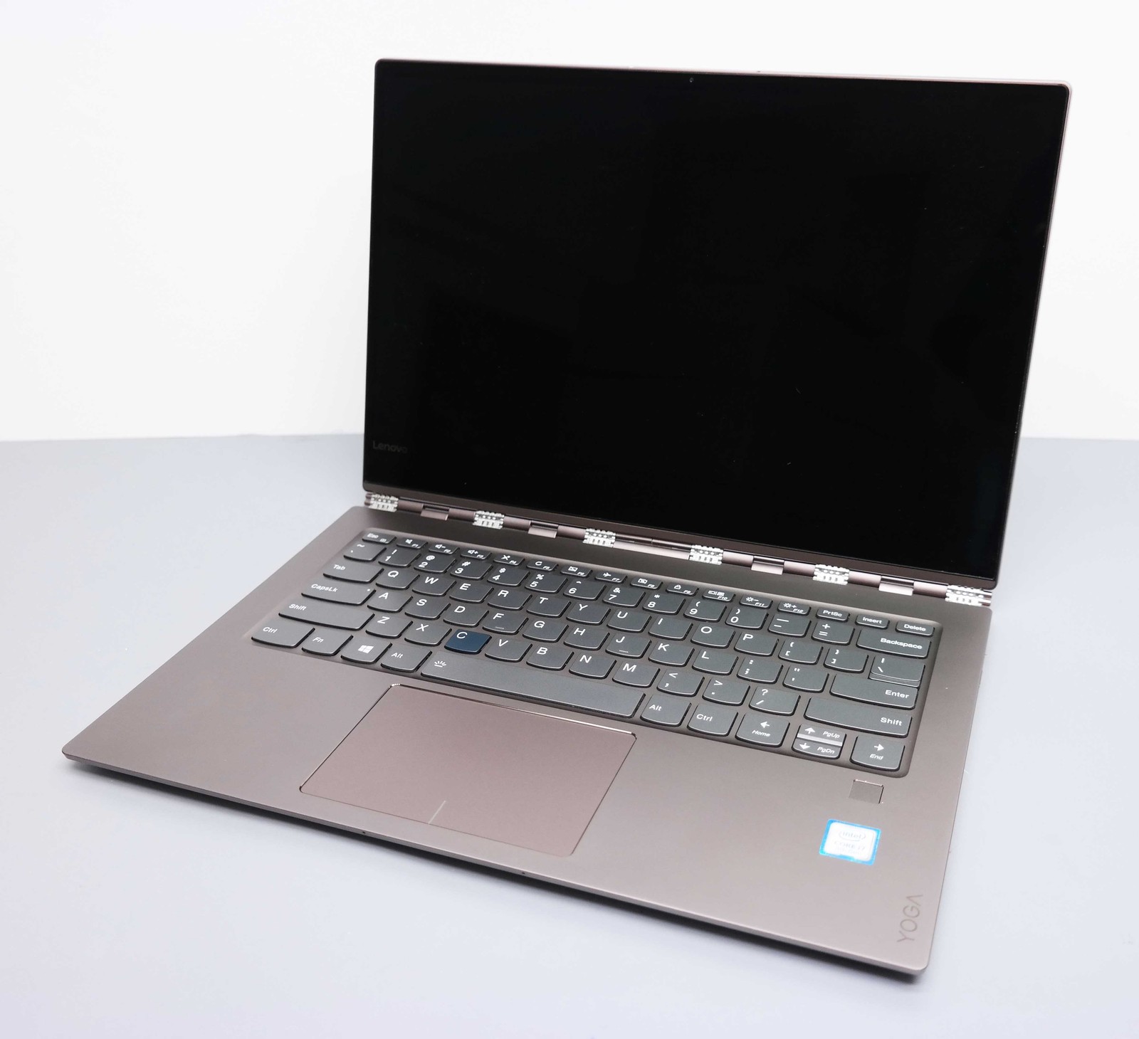 Lenovo Yoga 920 13.9″ i7-8550U 8GB 256GB Bronze READ