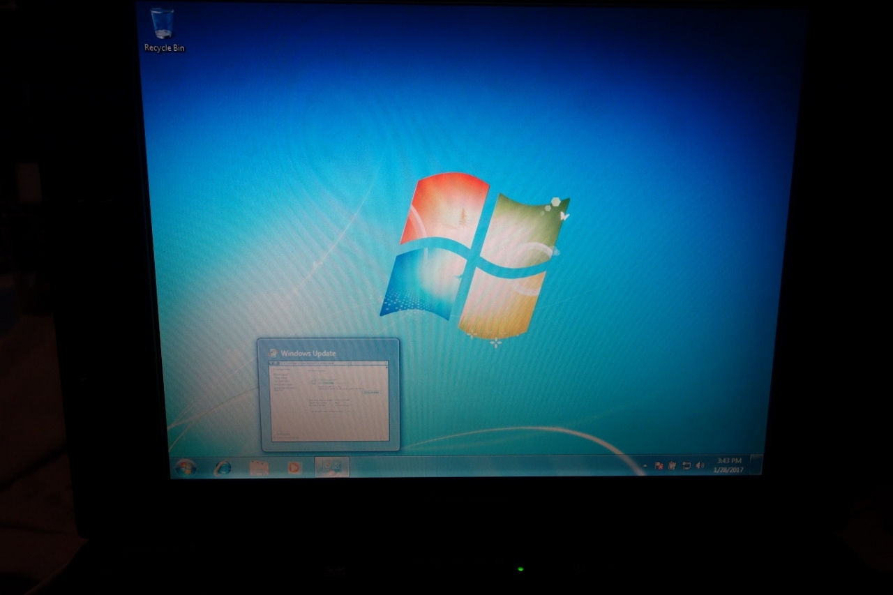 Panasonic Toughbook CF-52 Laptop 2.26ghz Core 2 Duo 300 GB HD 4GB Ram Dualtouch