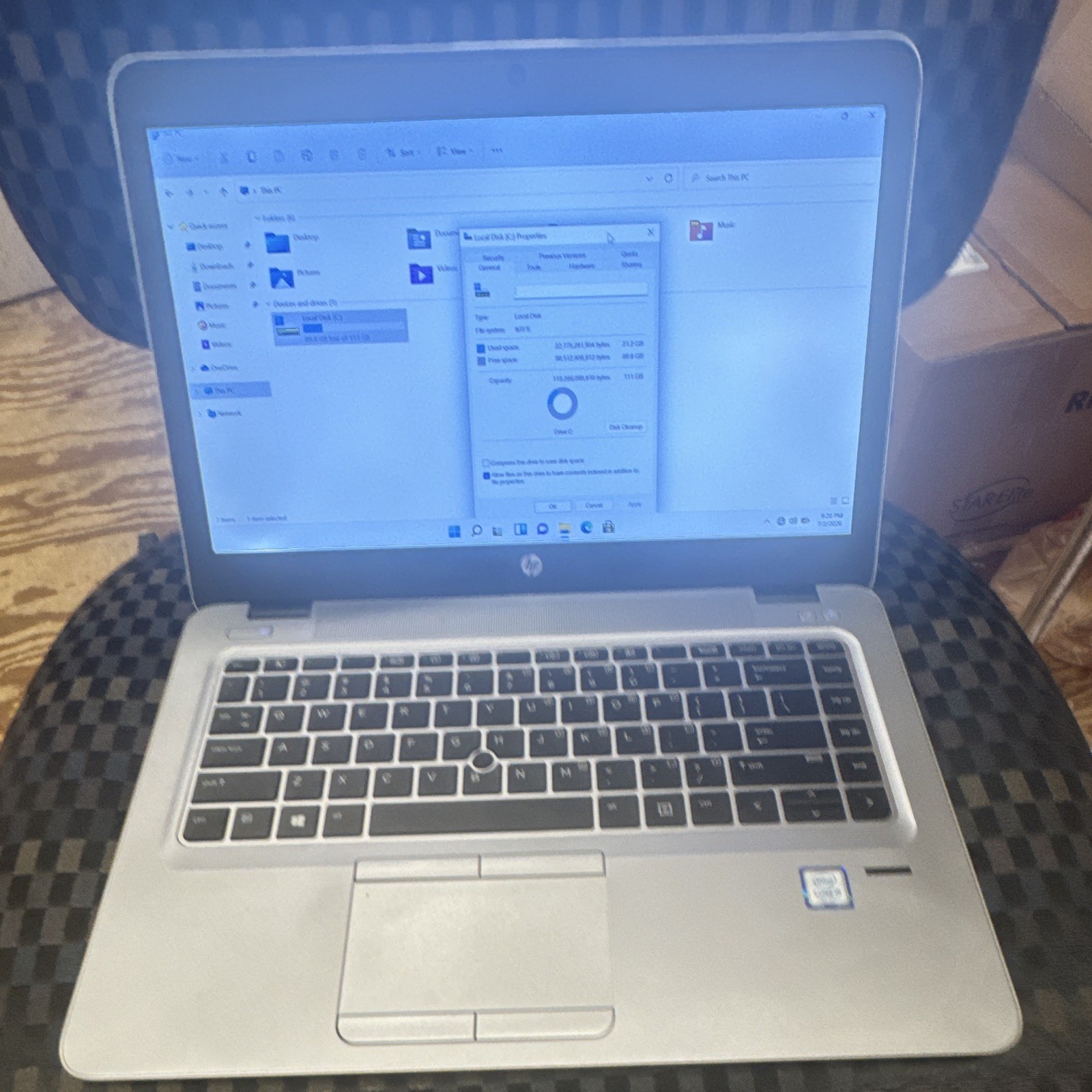 HP EliteBook 840 G4 14″ i5-7600U 2.80GHz 8GB 128GB SSD Win 10 Pro Silver