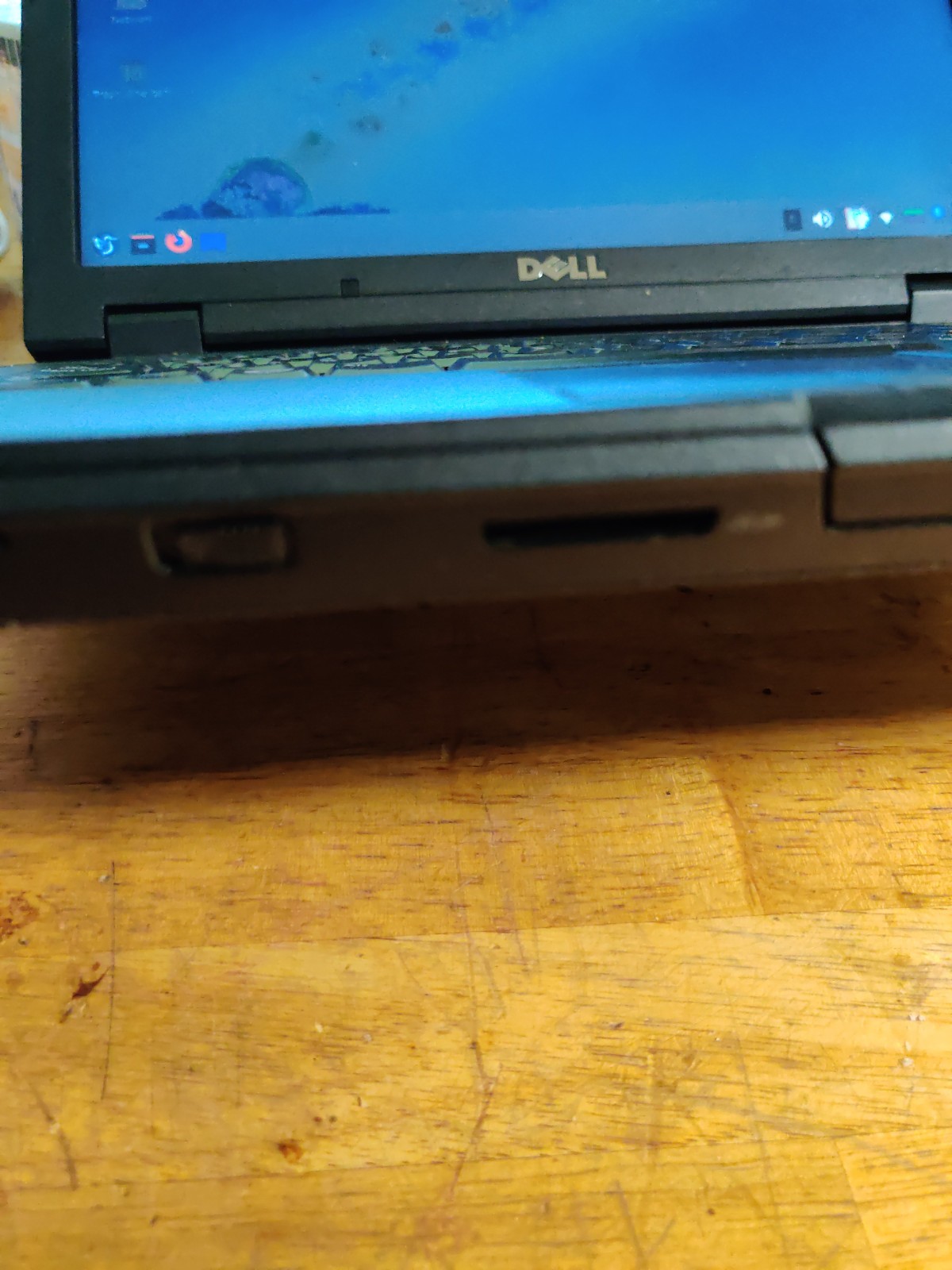 GREAT CONDITION! Dell Latitude E5400 Intel C2D T7250 2GHz 8GB, 1TB SSD, Ext Batt