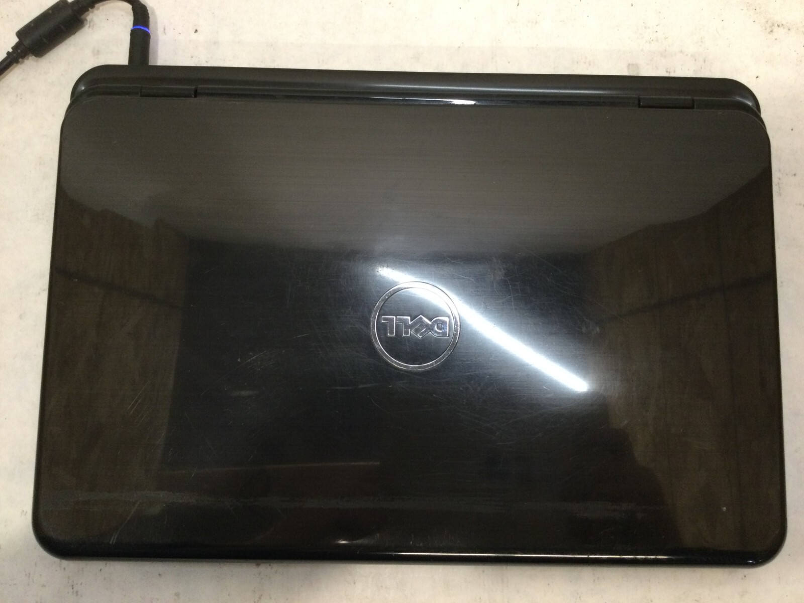 Dell Inspiron N5110 / Intel Core i3 / (CRACKED/BIOS LOCKED/MISSING PARTS!) -MR