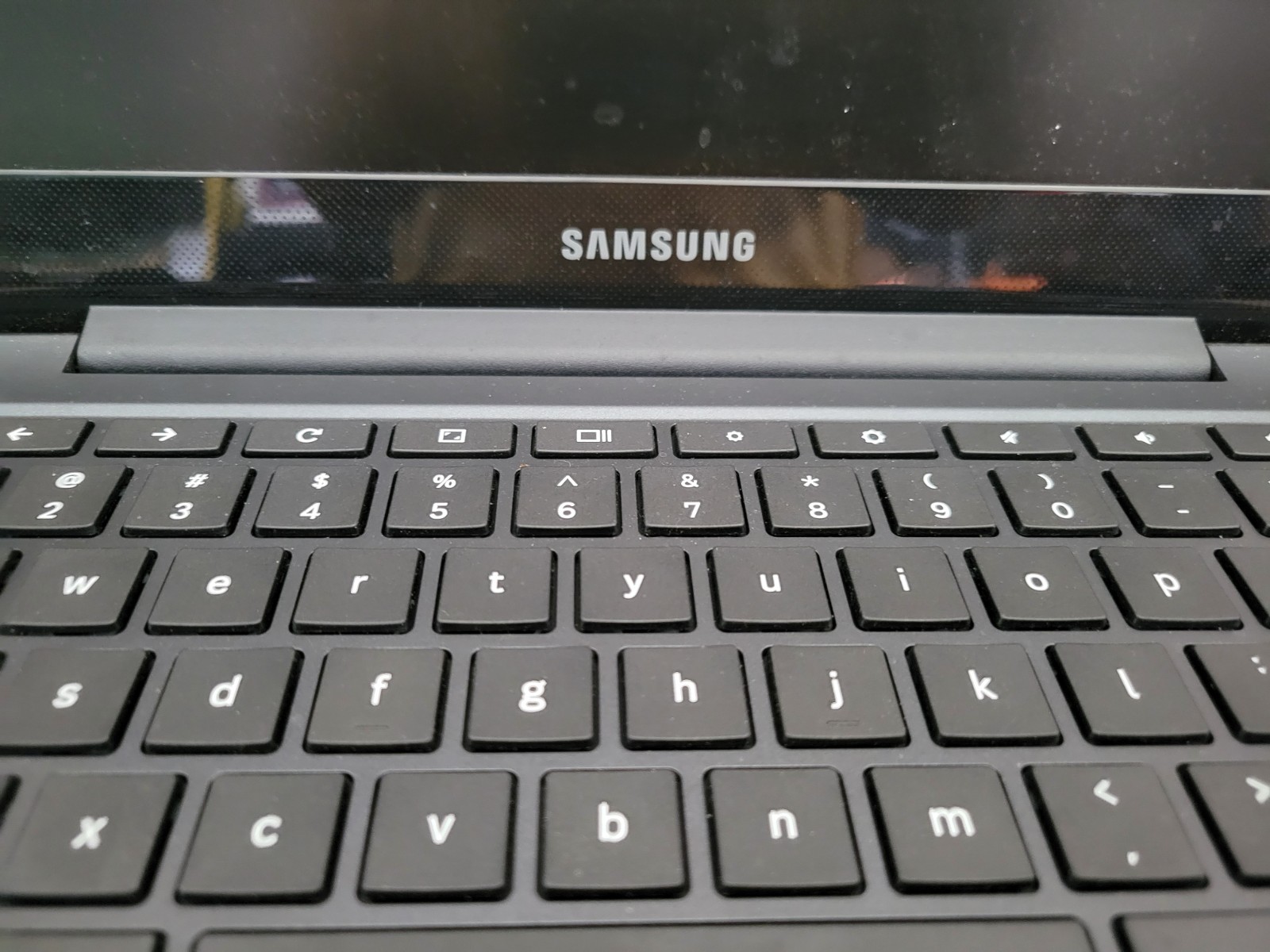 Samsung Chromebook 3 XE501C13 K05US 11.6″ Intel Celeron 1.6GHz 4GB RAM 32GB eMMC