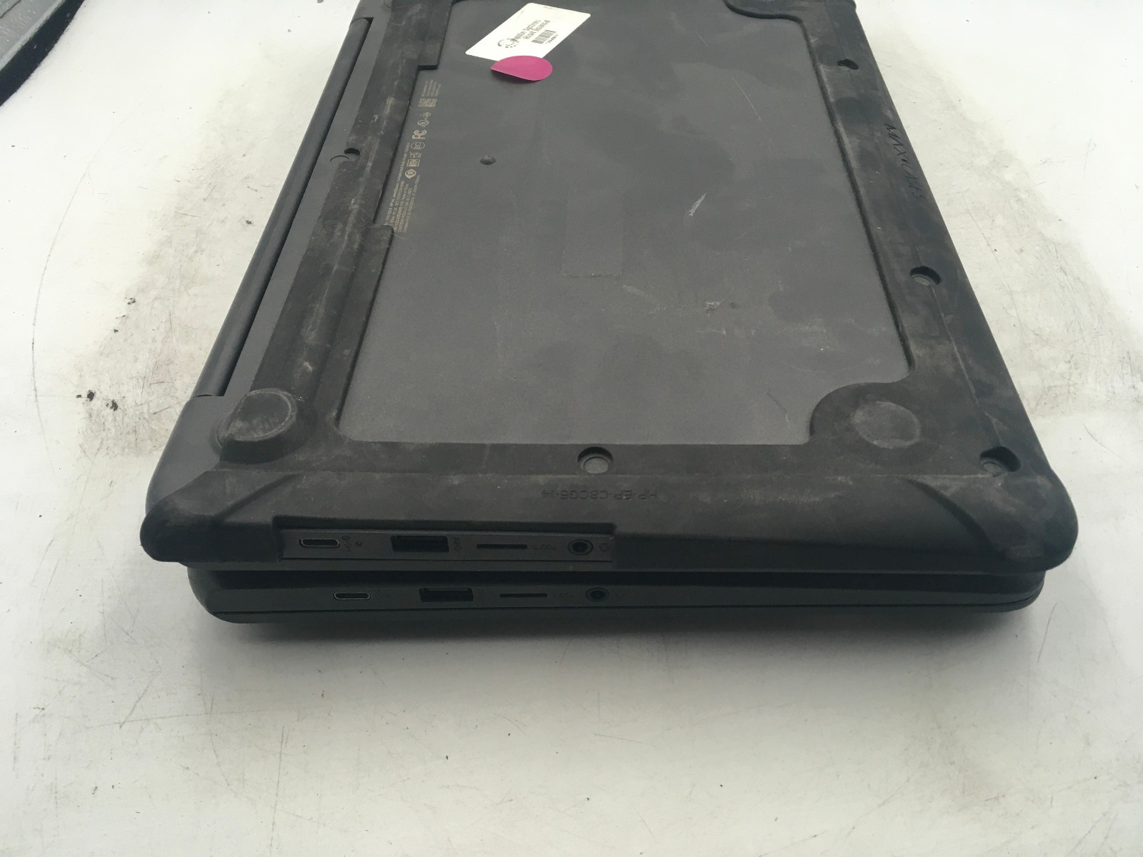 HP CHROMEBOOK 14 G5 -LOT OF 2- BOOTS TO OS/FOR PARTS – INTEL CELERON -READ- BB
