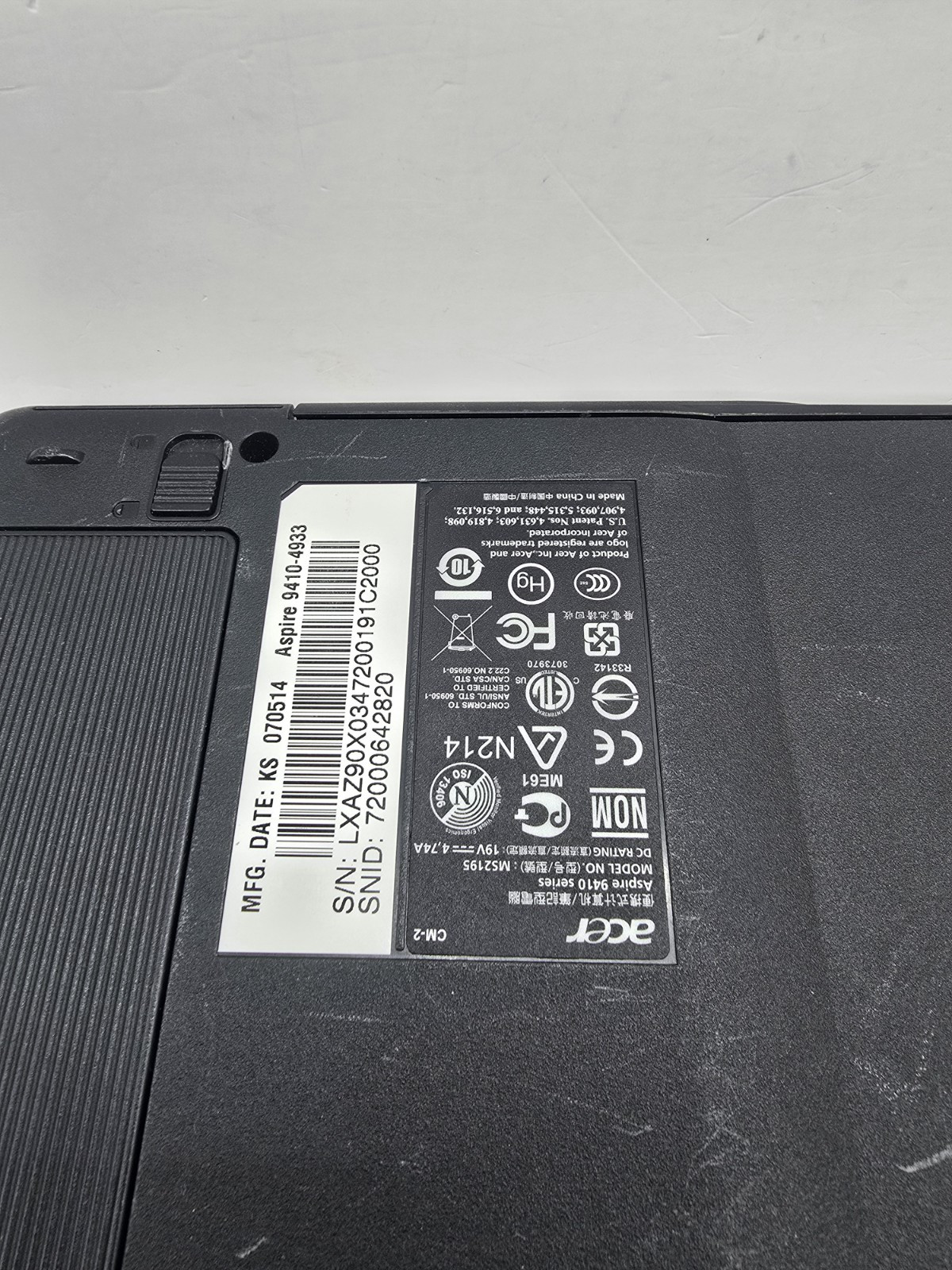 FOR PARTS 17″ Acer Aspire 9410 With Charger