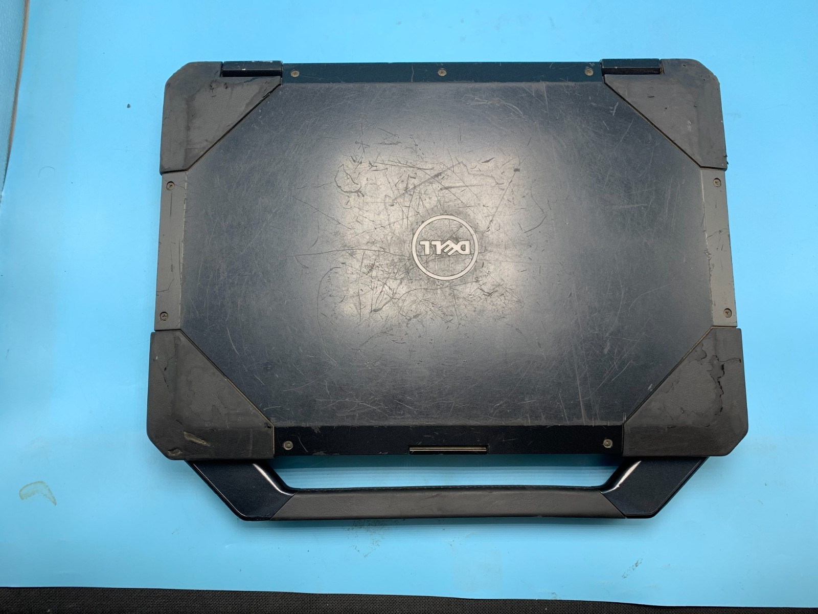 Dell Latitude 14 Rugged 5414 14″ Core i5-6300U 2.40GHZ 8GB RAM 240GB SSD Win 10