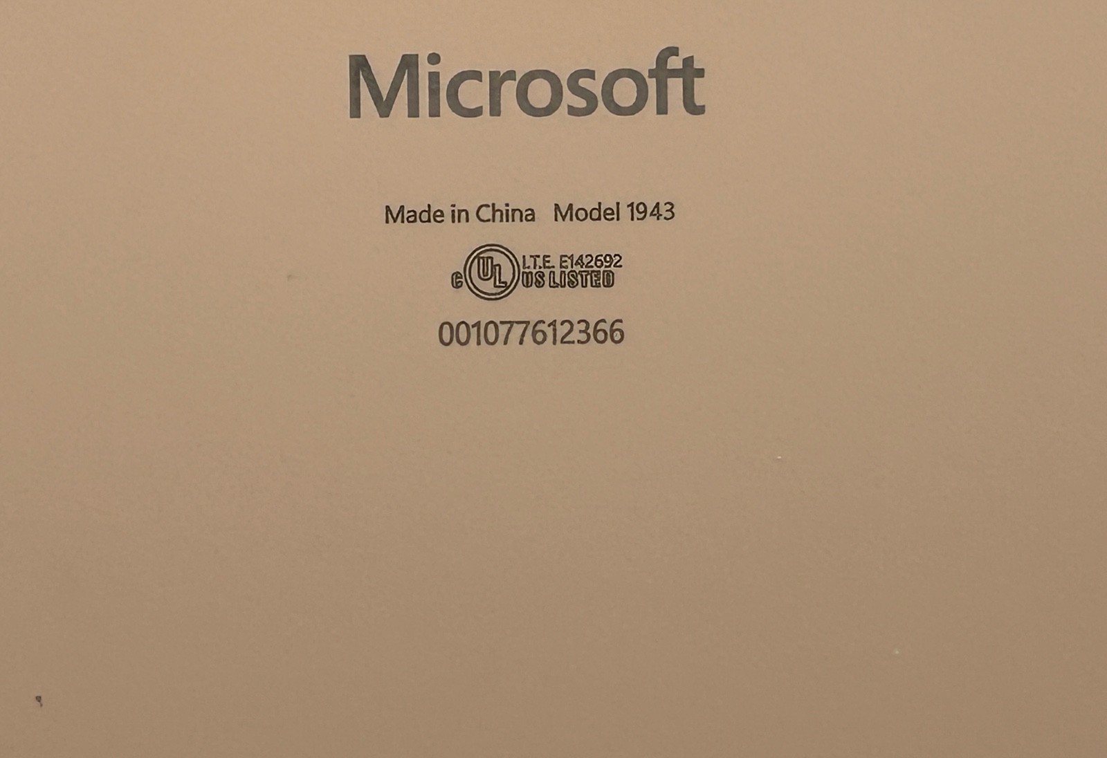 Microsoft Surface Laptop Go 1 1943 12.4″ i5-1035G1 4GB RAM 128GB SSD Win 11 Pro