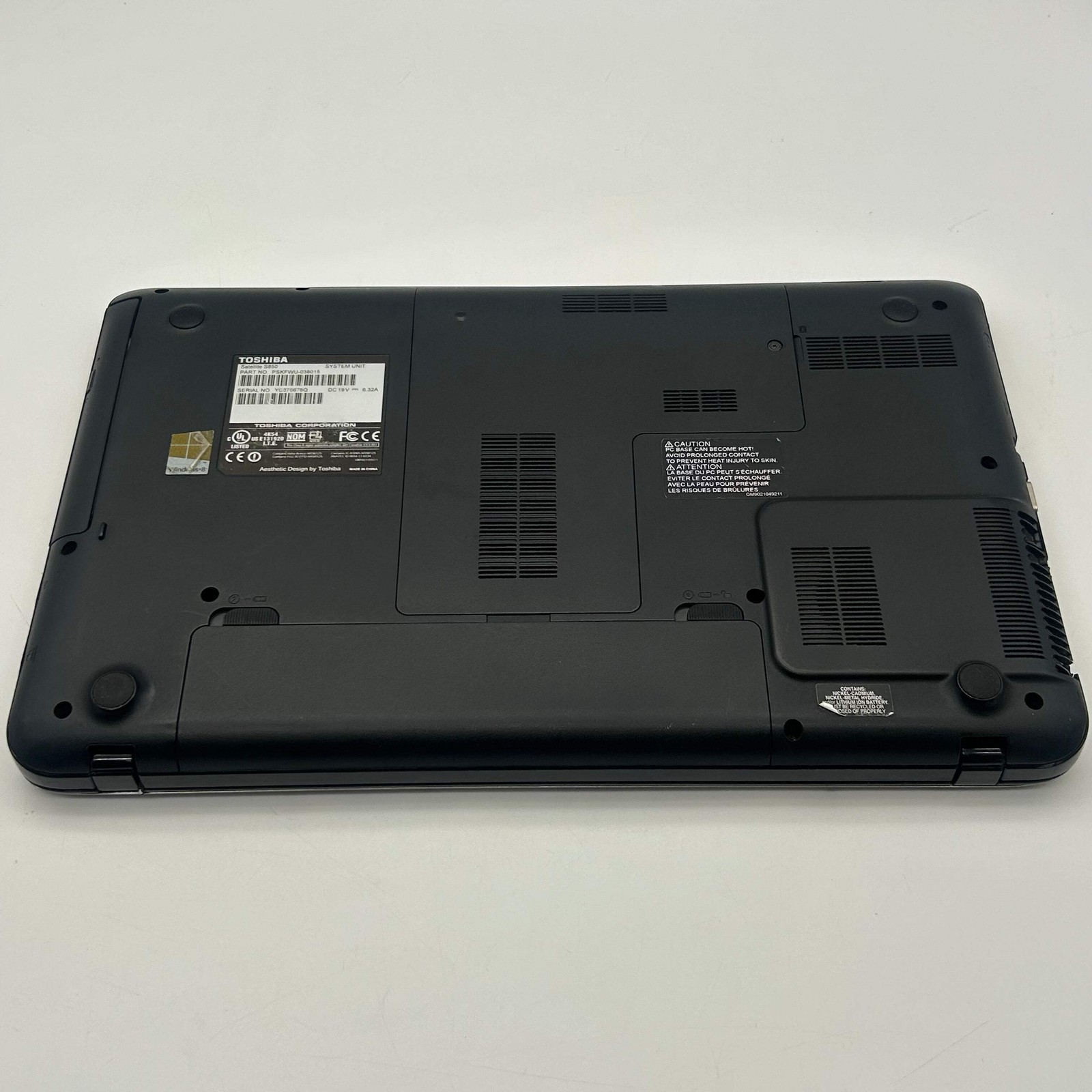 Toshiba Satellite S850 Core i7 2.4GHz,6GB RAM,512GB 15.6″ Gray Laptop