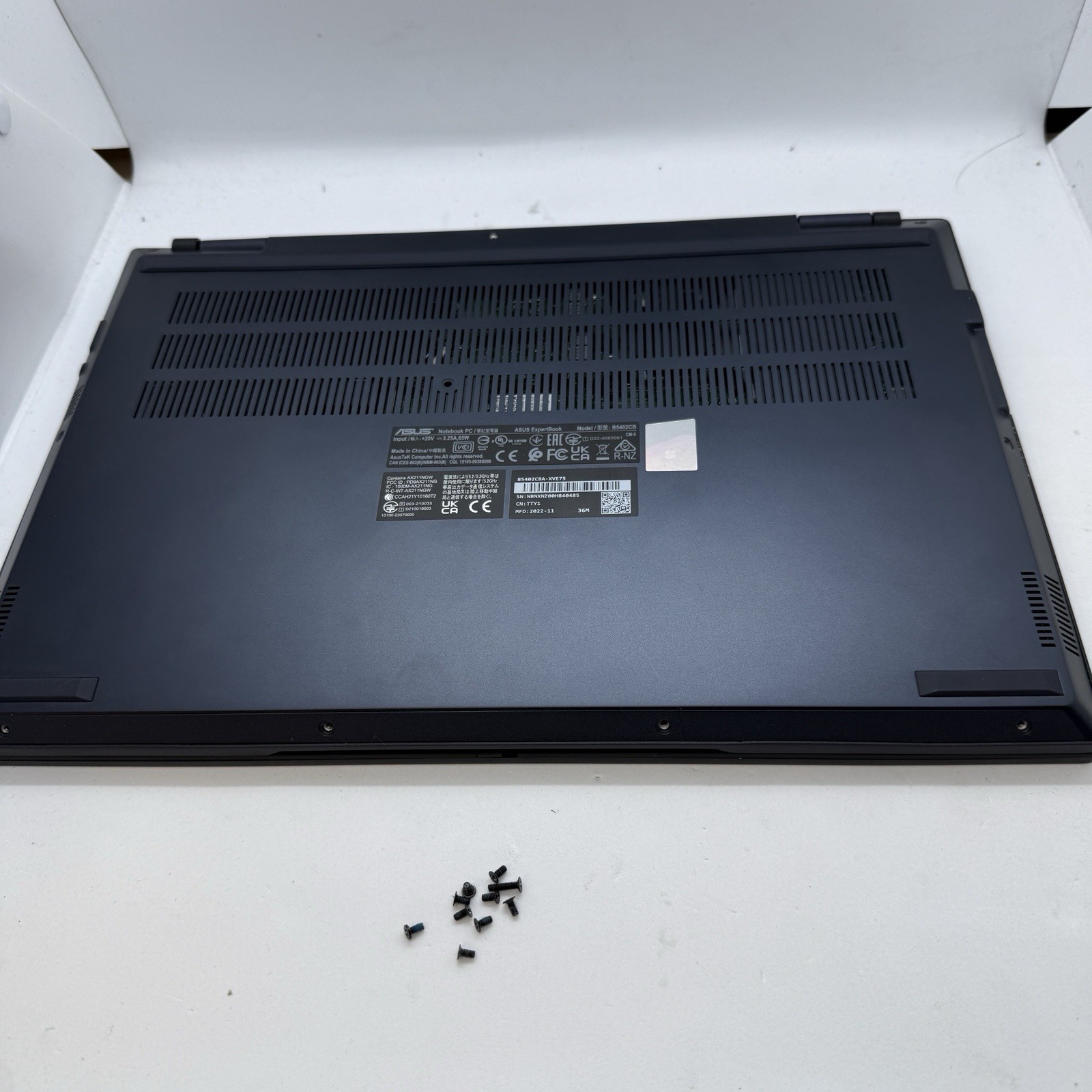 Asus ExpertBook B5 (B5402CBA-XVE75) 14″ Core i7 AS-IS ! READ!!! (L14)