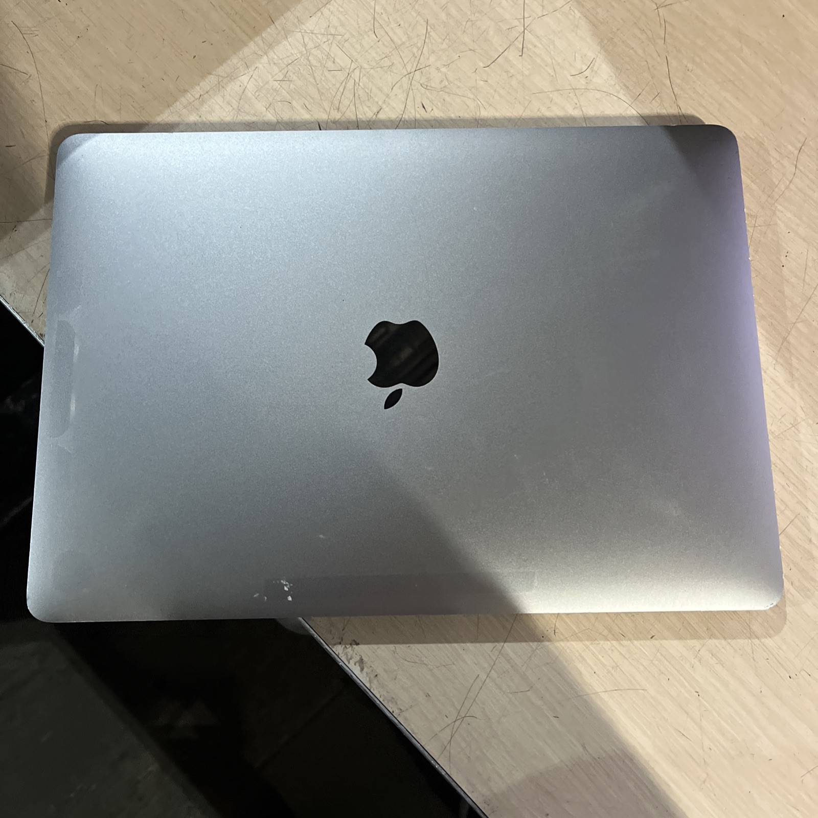 APPLE MACBOOK PRO 13″ MID-2017 CORE I5-7360U 2.3GHZ 8GB RAM NO HD *