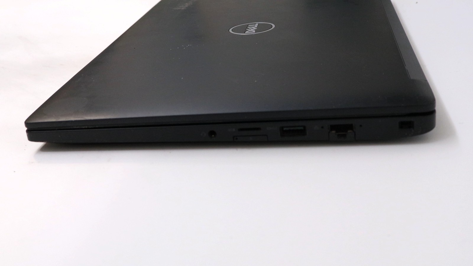 Dell Latitude 7480 14″ i7-7600u 16GB 256GB – Fair READ DESC