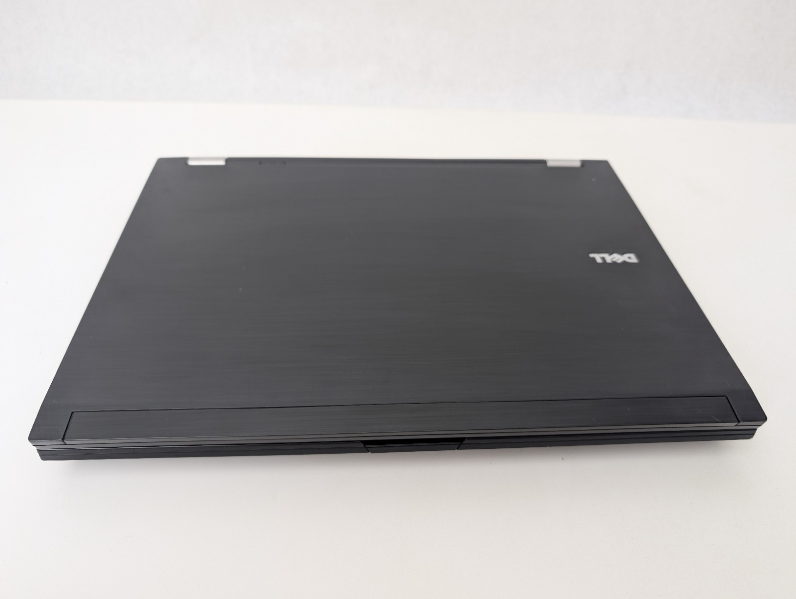 Dell Latitude E6500 Laptop Intel Core 2 Duo 3GB RAM No HDD, OS, Power Adapter