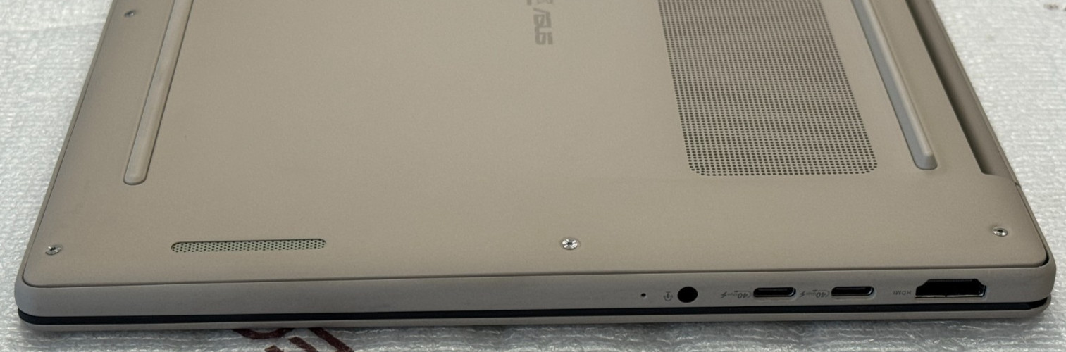 ASUS Zenbook A14 14″ FHD+ OLED Laptop Snapdragon X Plus 16GB RAM 512GB SSD