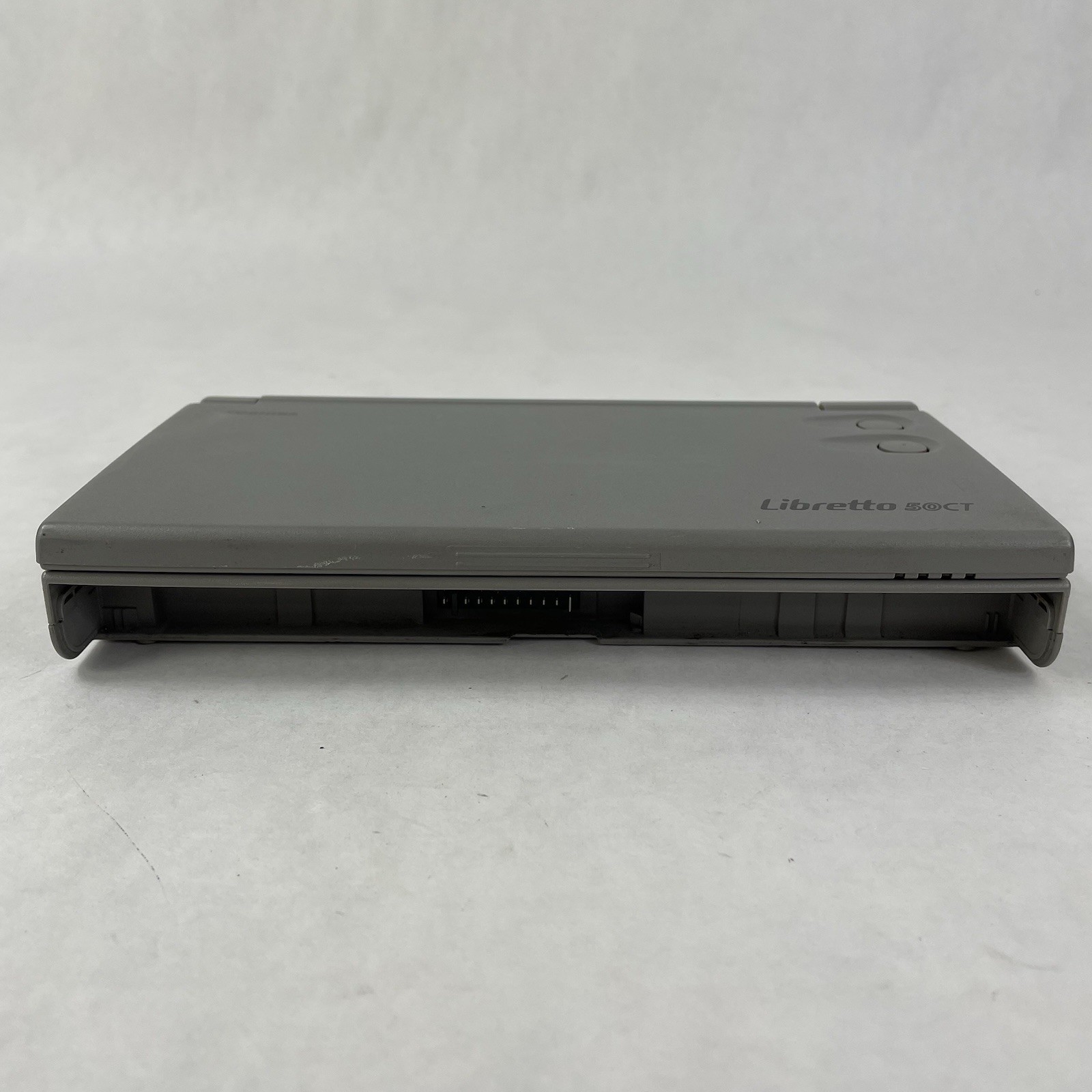 Toshiba Libretto 50 ct 6″ Intel Pentium 16 MB RAM No HDD/OS/AC/Battery – READ