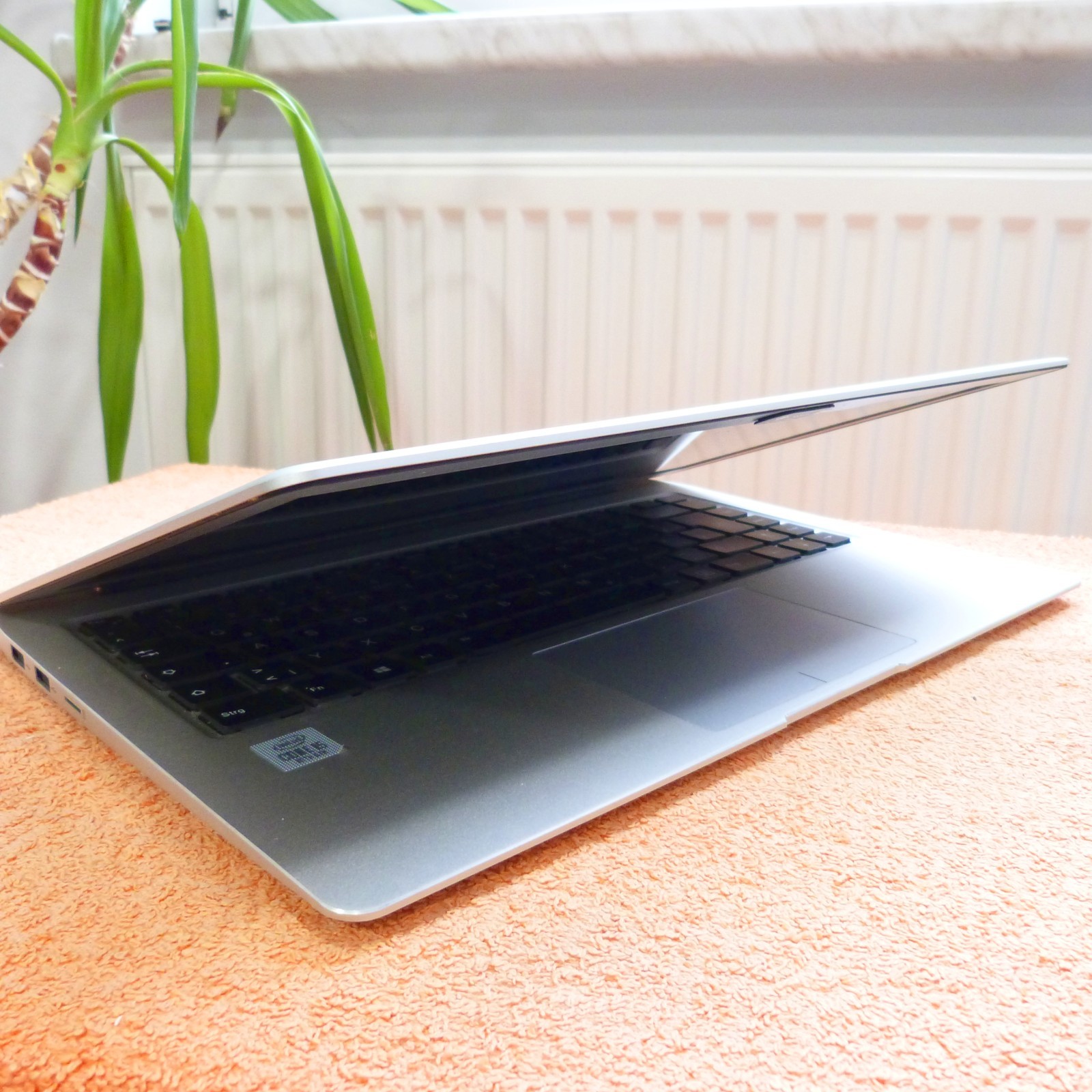 Terra 1460P 14″ FHD METAL ULTRABOOK l Windows 11 PRO SSD I 10 Gen Core i5