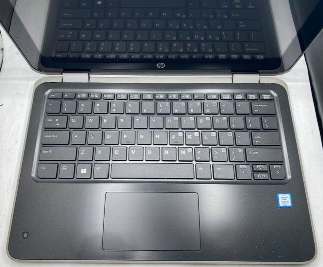 HP ProBook x360 11 G4 EE 2-in-1 Intel Core i5-8200Y @1.2 GHz 8GB RAM 256GB SSD