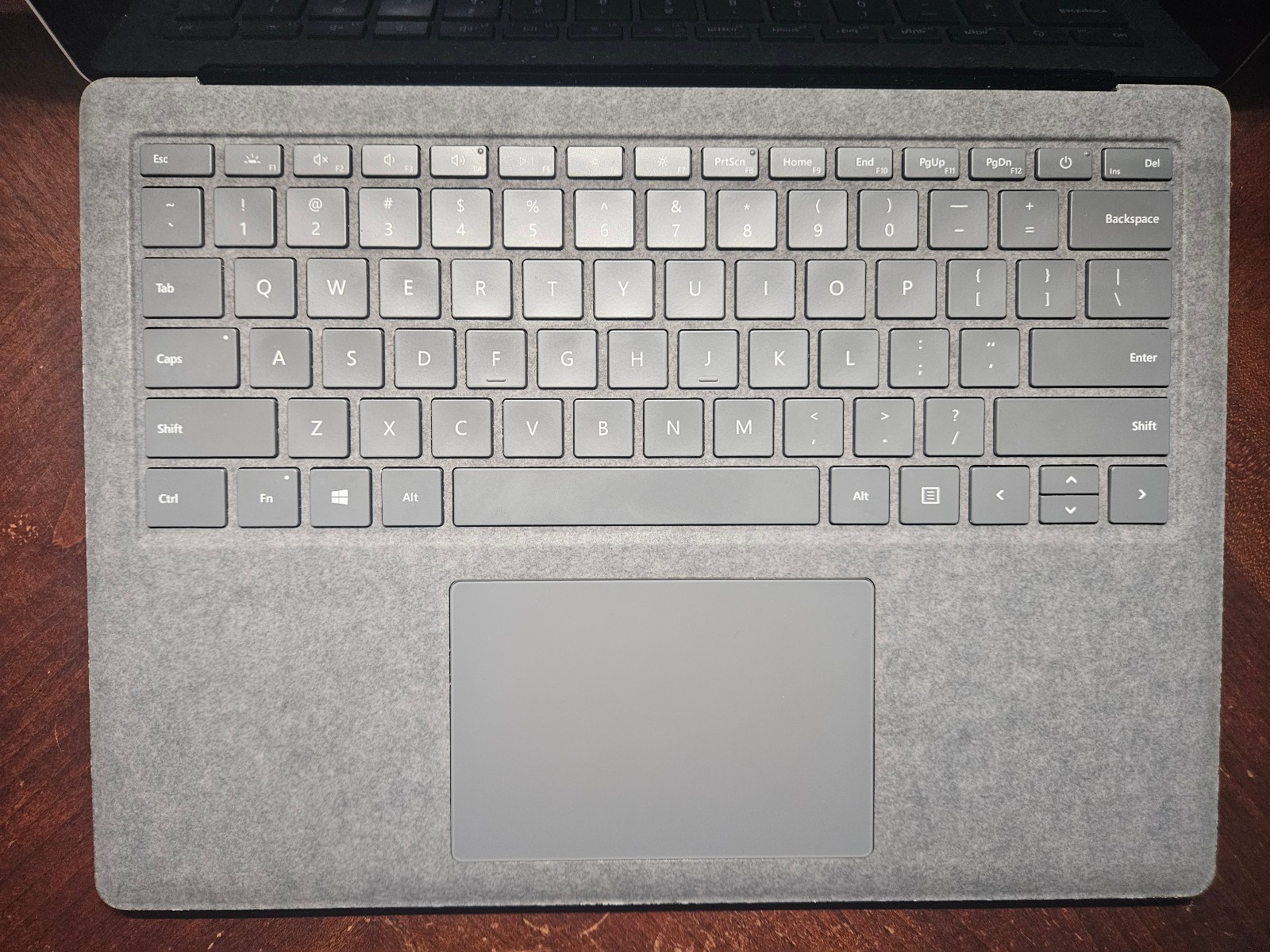 Microsoft Surface Laptop 3 13.5″ (128GB SSD, Intel Core i5 10th Gen, 8GB Ram)