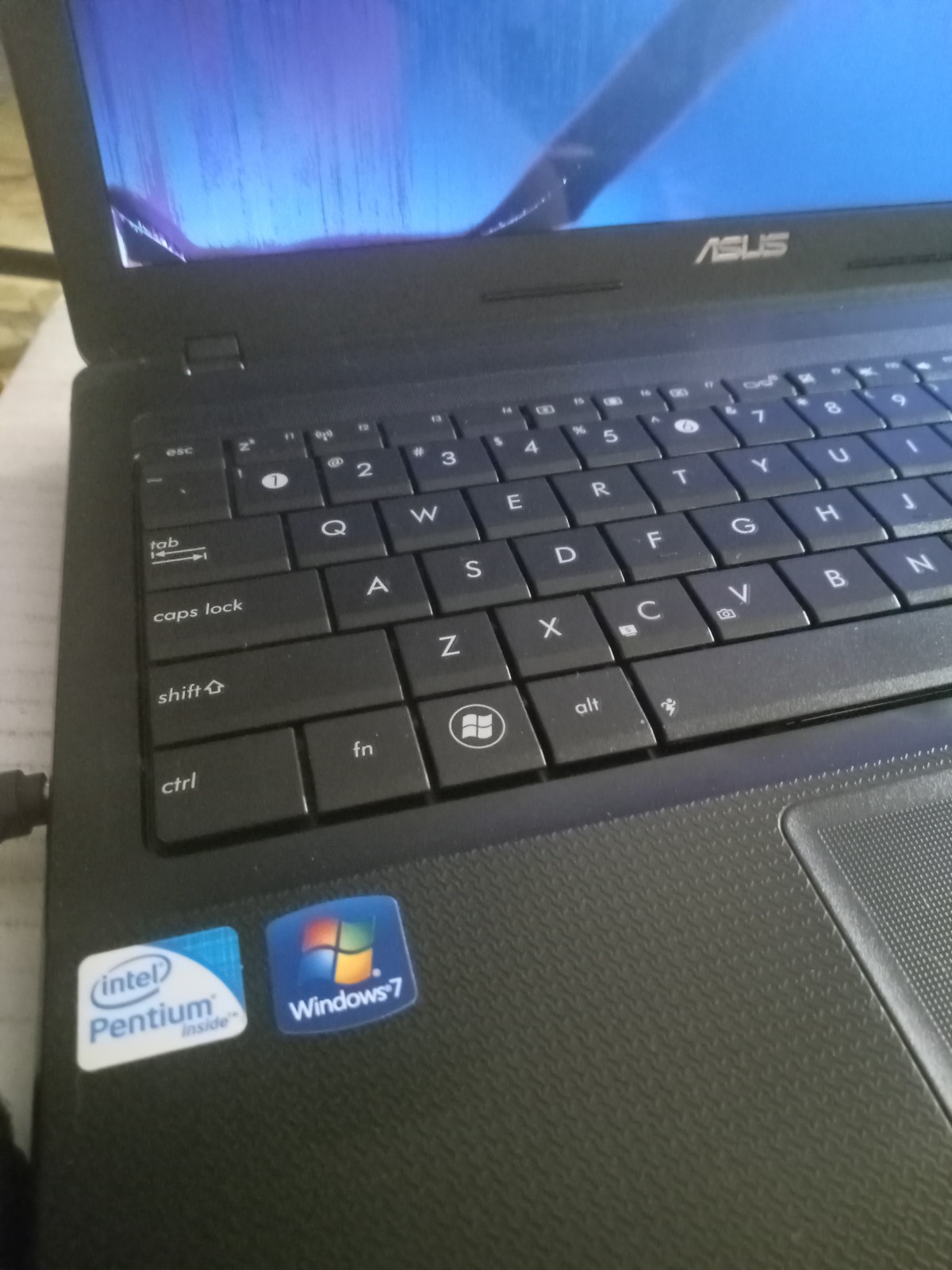 Asus X54C-ES91 Laptop Dual-Core B960 (2.20 GHz) 500GB HD 4gb Ram REPAIR
