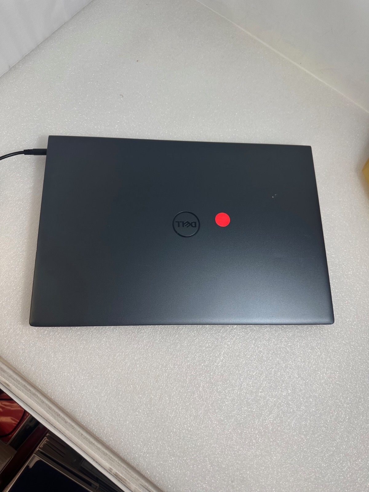 Dell Inspiron 16 7610 16″ Intel I7-11800H 1TB SSD 16GB 3072 x 1920