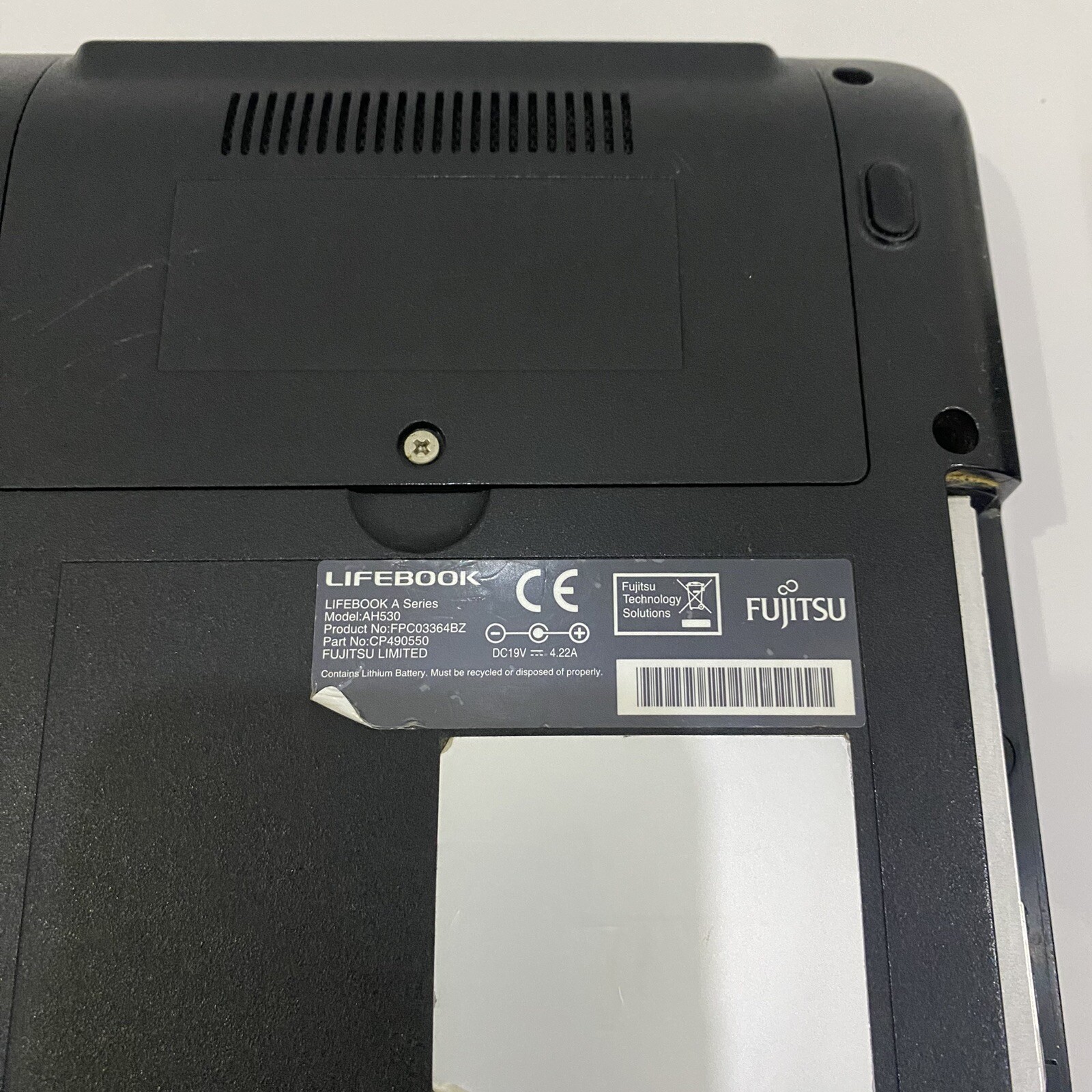 Fujitsu Lifebook A Series AH530 SSD 320GB Ram 2GB Core i3M380 Windows7 Laptop