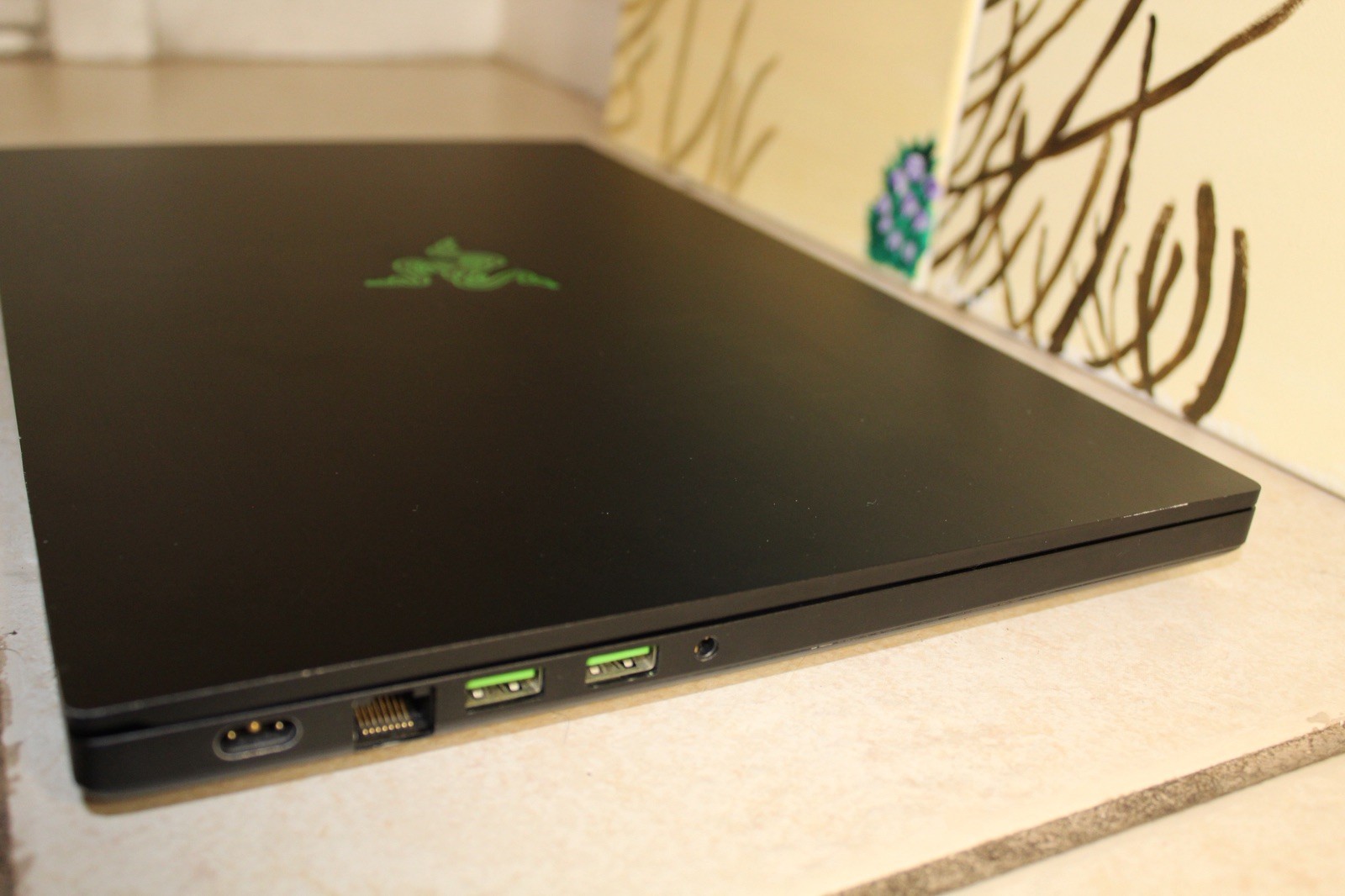 Razer Blade 15 Base 2019 Intel i7-9750H 16GB 512GB RTX™ 2060