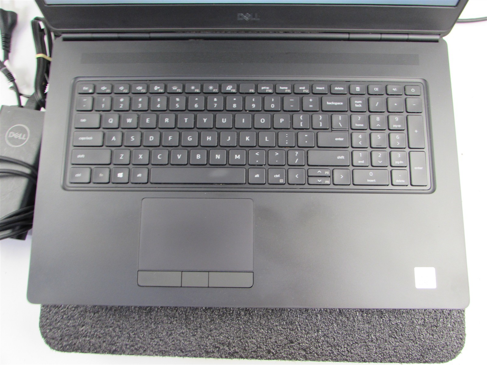 DELL PRECISION 7750 1920X1080 I7-10850H 1TB 32GB RAM RTX 3000 WIN 11 PRO NO BATT