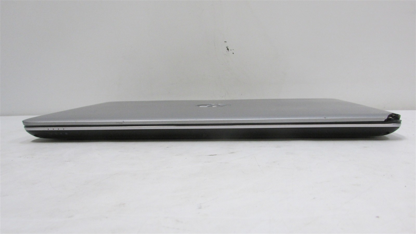 HP Elitebook 840 G4 i5-7200U 2.5GHz 8GB RAM 512GB m.2 14″ Win 10 Pro Touch DMG