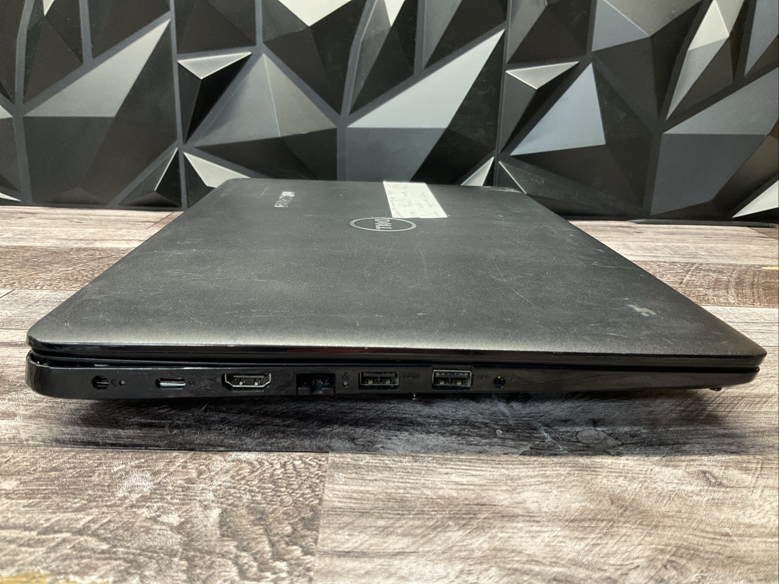 Latitude 3500 / i7 8th / No RAM Laptop Notebook PC / B9N