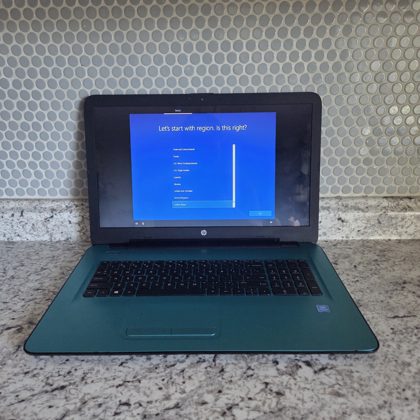 HP 17-x019ds 17.3″ Laptop | Fresh Windows 10 | Charger Included | Tested Works