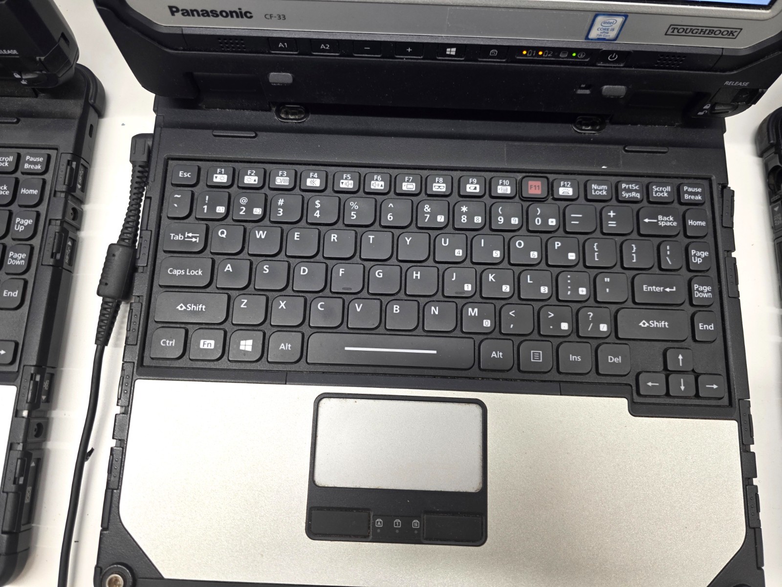 Lot 10 Panasonic Toughbook CF-33 i5 8GB 128GB Barcode LTE Rugged PCs