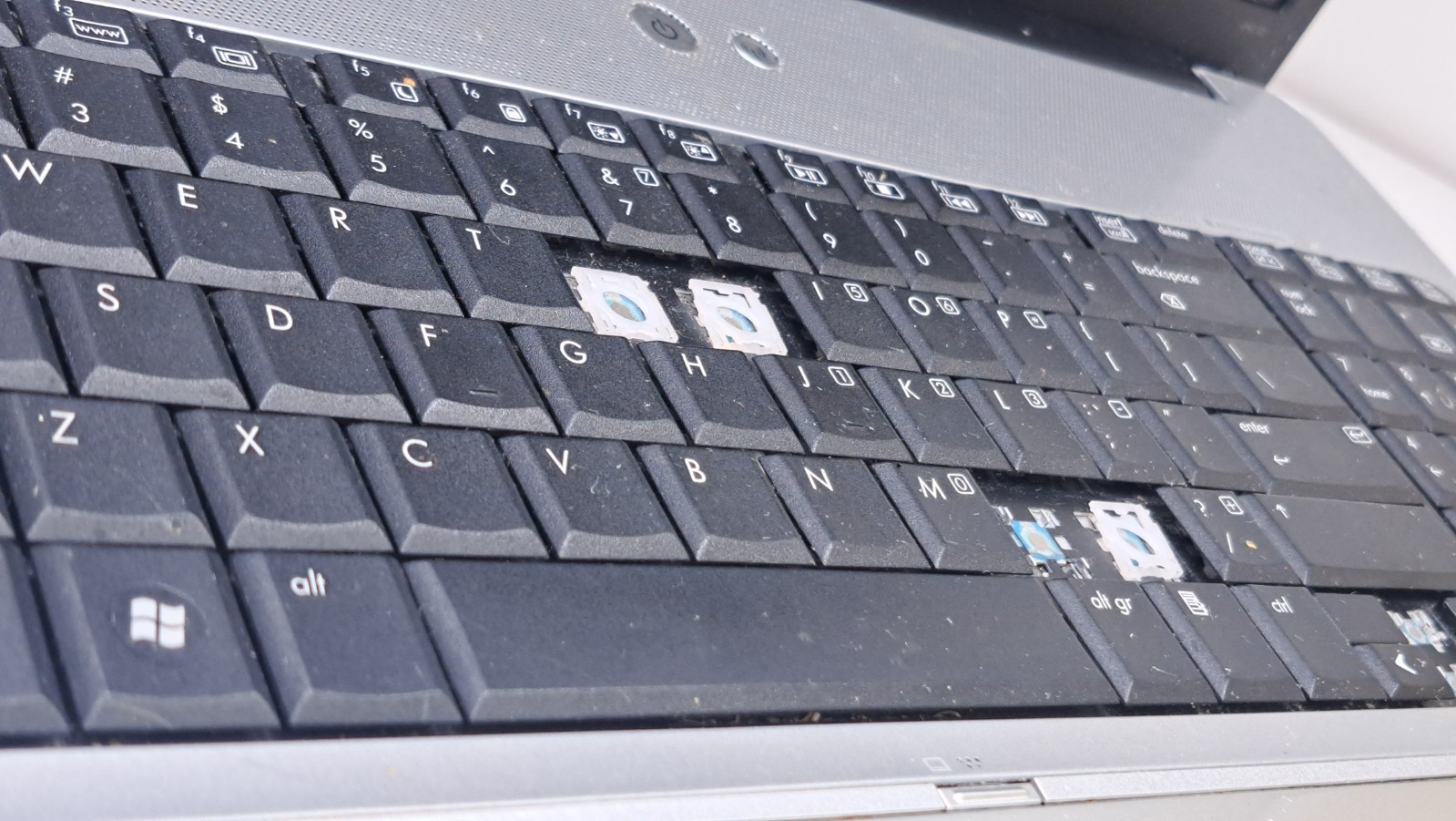 HP G70-460US 17.0″ Laptop Intel Core 2 Duo Notebook No Battery For Parts/Repair