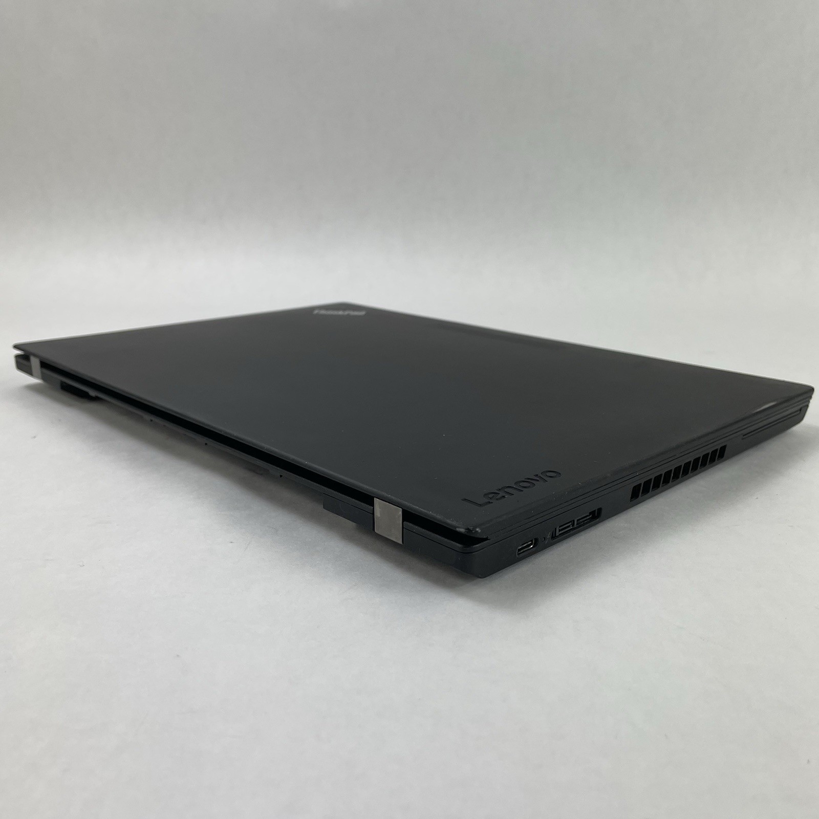 Lenovo ThinkPad T480 14″ i5-8350U 1.70 GHz 8 GB RAM No SSD/OS/AC – READ