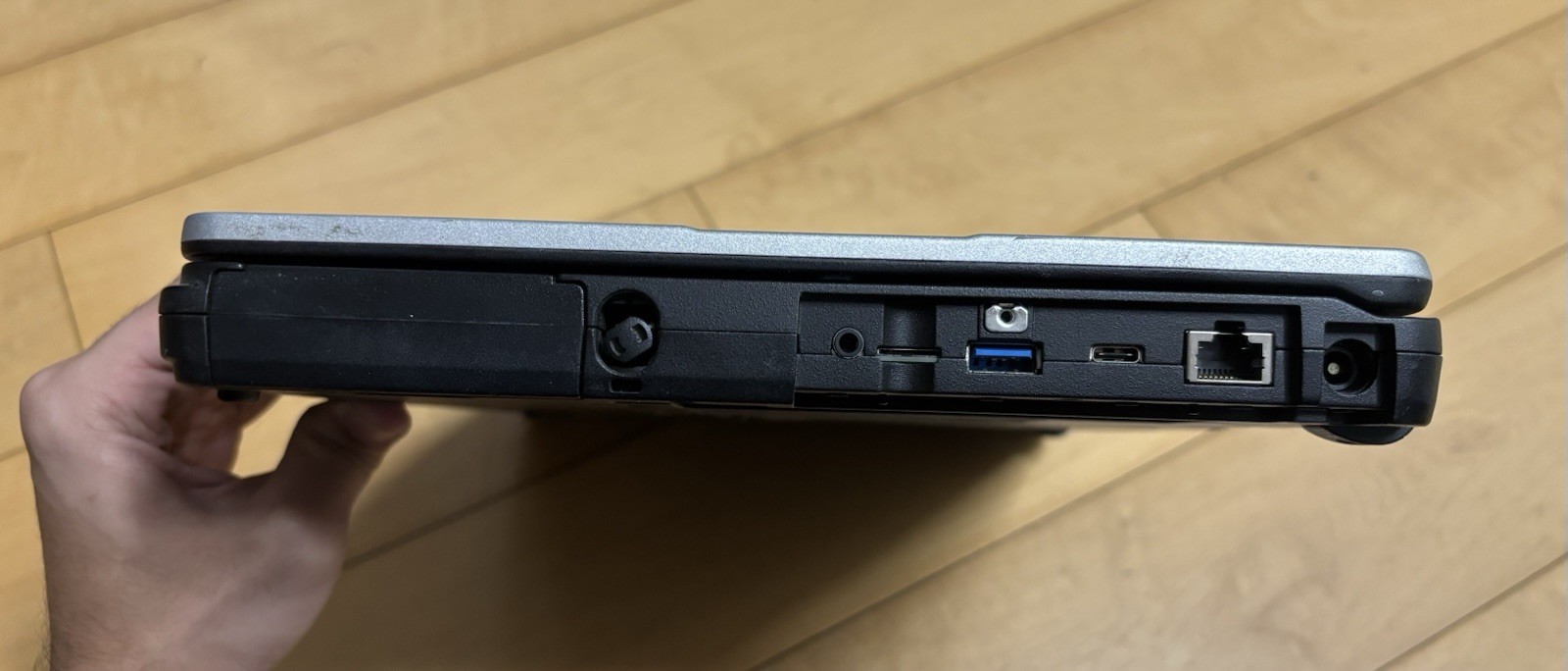 Panasonic Toughbook FZ-55 i5-8365U 1.6GHz 8GB Ram For Parts and Repair BD