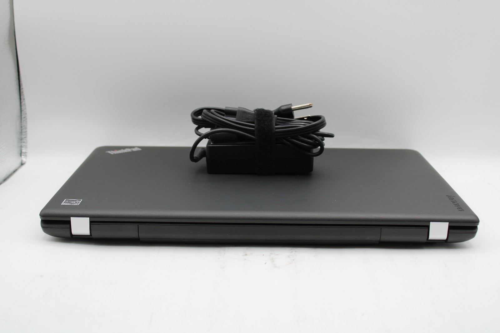 Lenovo ThinkPad E550 i5-5200U @ 2.2 GHz 4GB RAM No SSD No OS