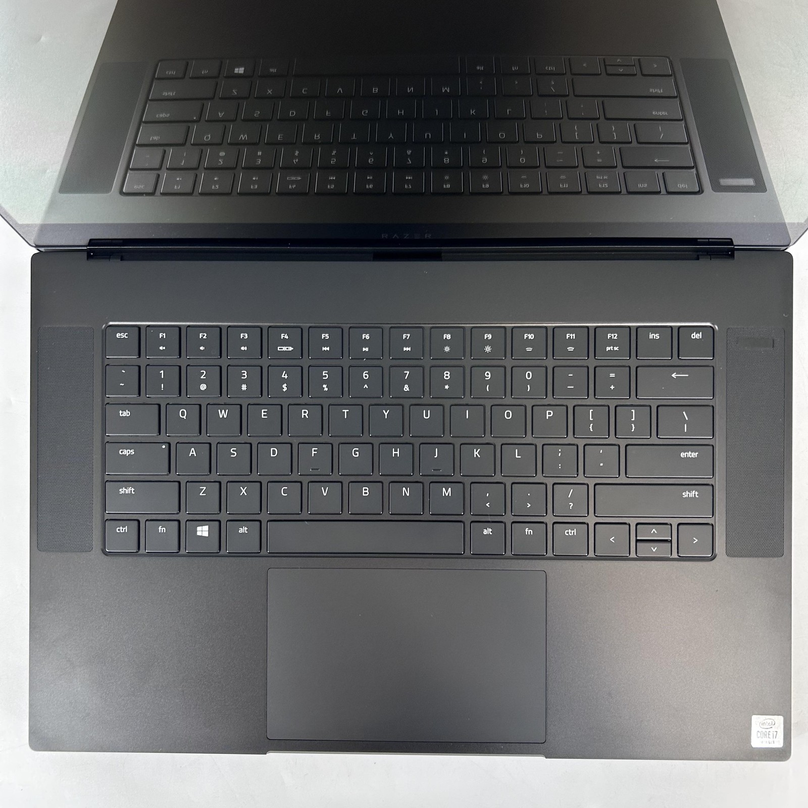 Razer Blade 15 Advanced 4K TOUCH i7-10875H 2.30GHz 64GB 1TB RTX 2080 Super Max-Q
