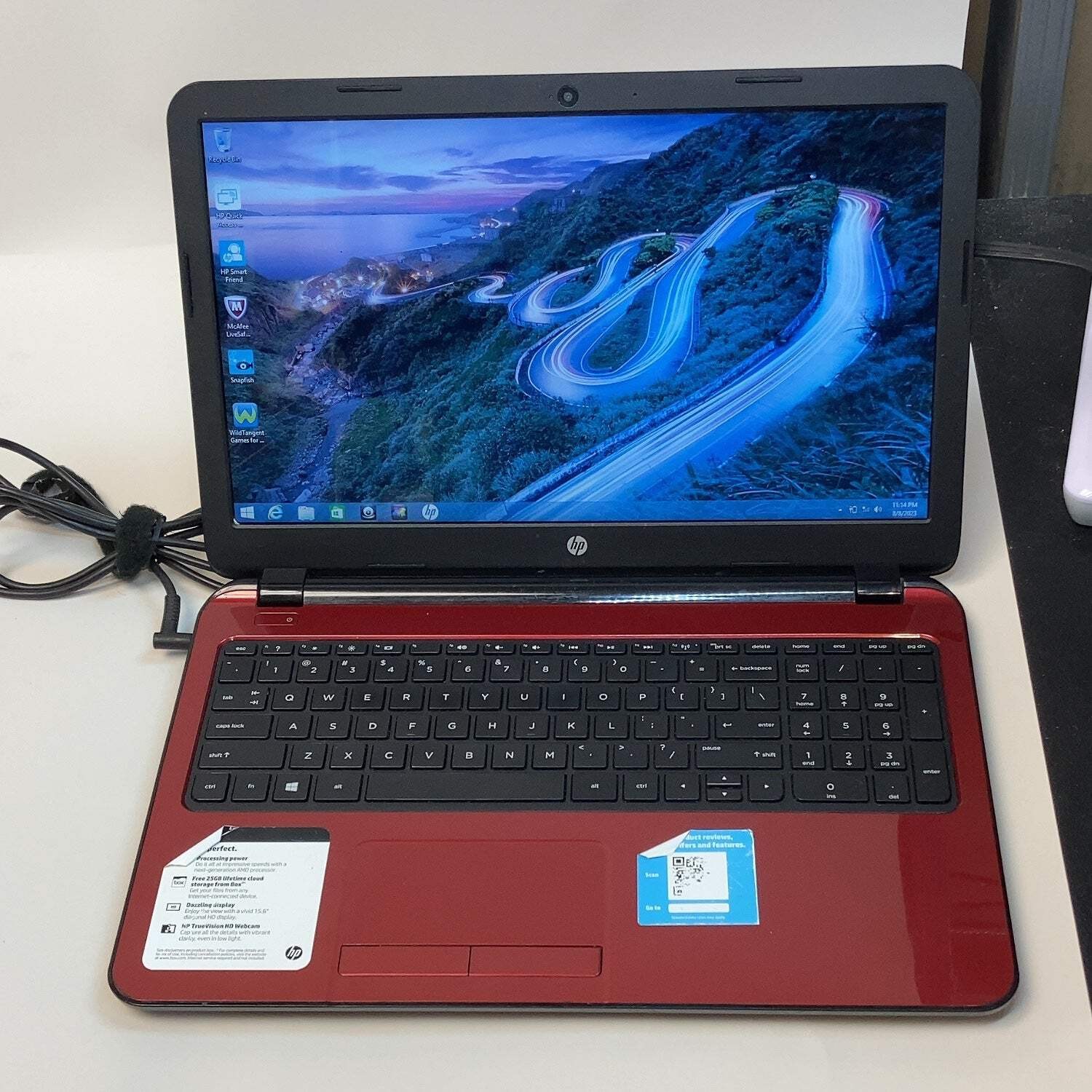 HP NoteBook 15-EG0067ST 15.6″ a6-6310 1.8GHz 4GB RAM SSD AMD Radeon R5 M230