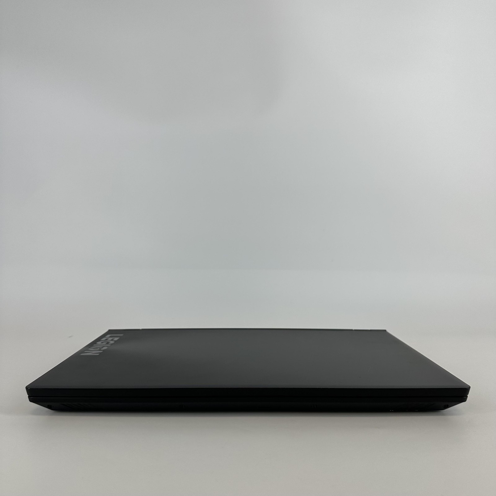 Lenovo Legion Y540 15 143Hz FHD i7-9750H 2.60GHz 16GB 512GB SSD/1TB HDD RTX 2060