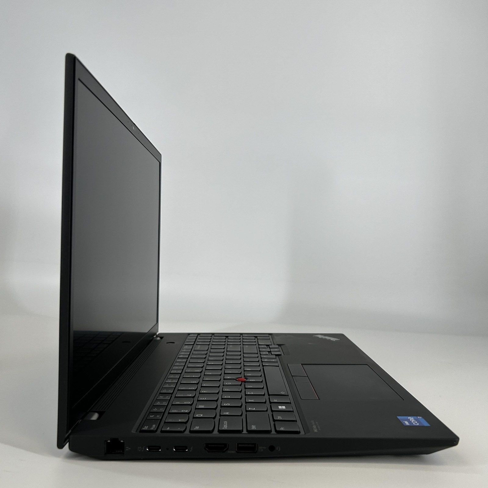 Lenovo ThinkPad P16s Gen 1 FHD+ 1.8 GHz i7-1280P 32GB 1TB SSD T550 Excellent