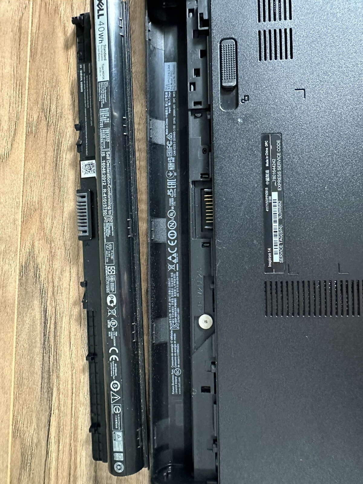 Dell Laptop Intel Inside FOR PARTS NOT WORKING