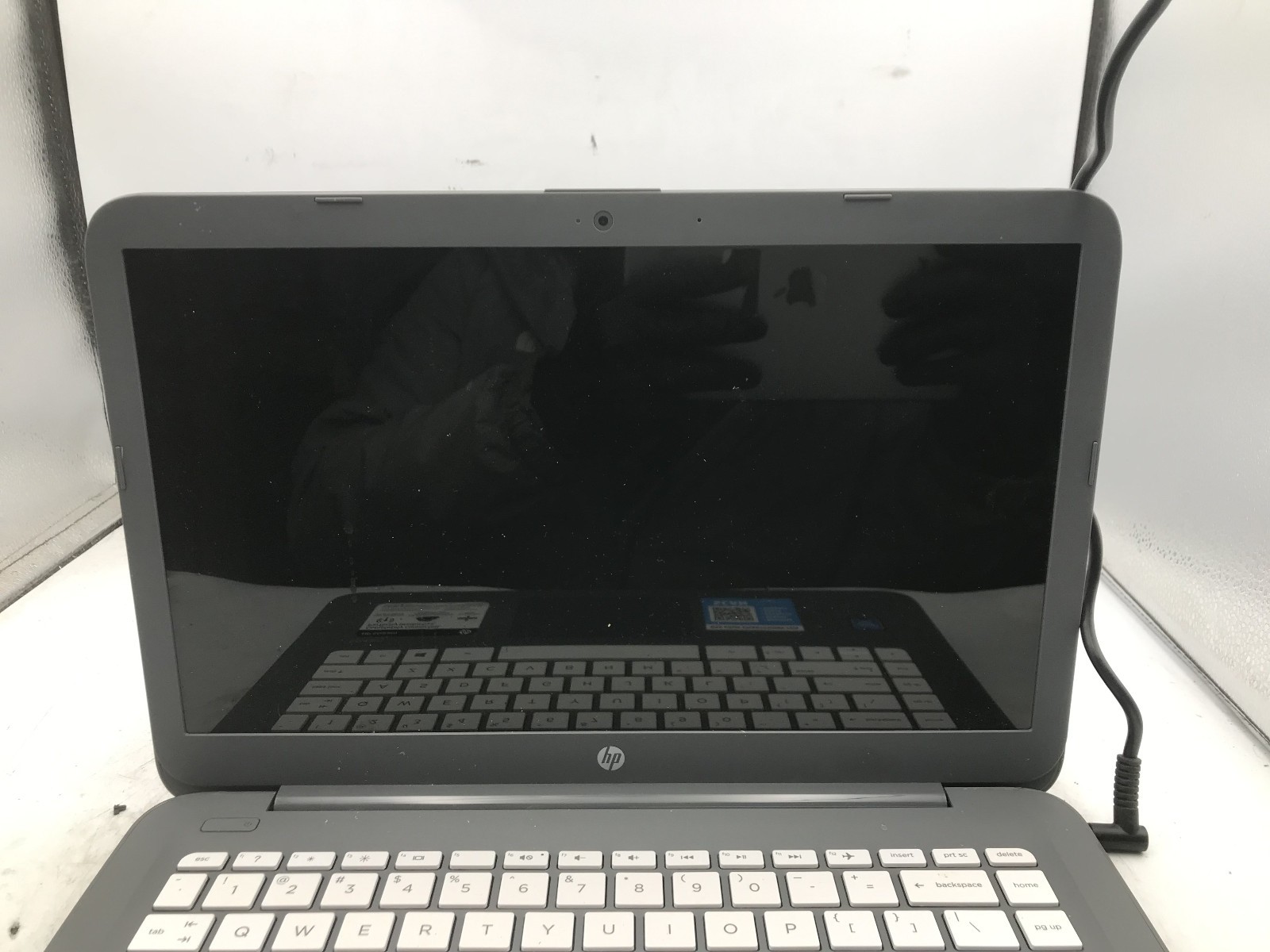 HP STREAM 14 CB112WM – FOR PARTS/REPAIR – INTEL CELERON N4000 – 4GB RAM -READ-BB