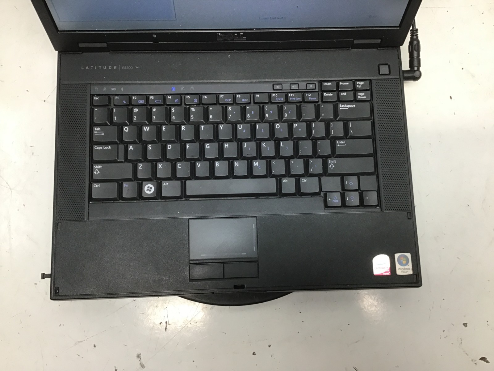 Dell Latitude E5500 Intel Core 2 Duo p8400 2.26GHz 2GB NO HDD