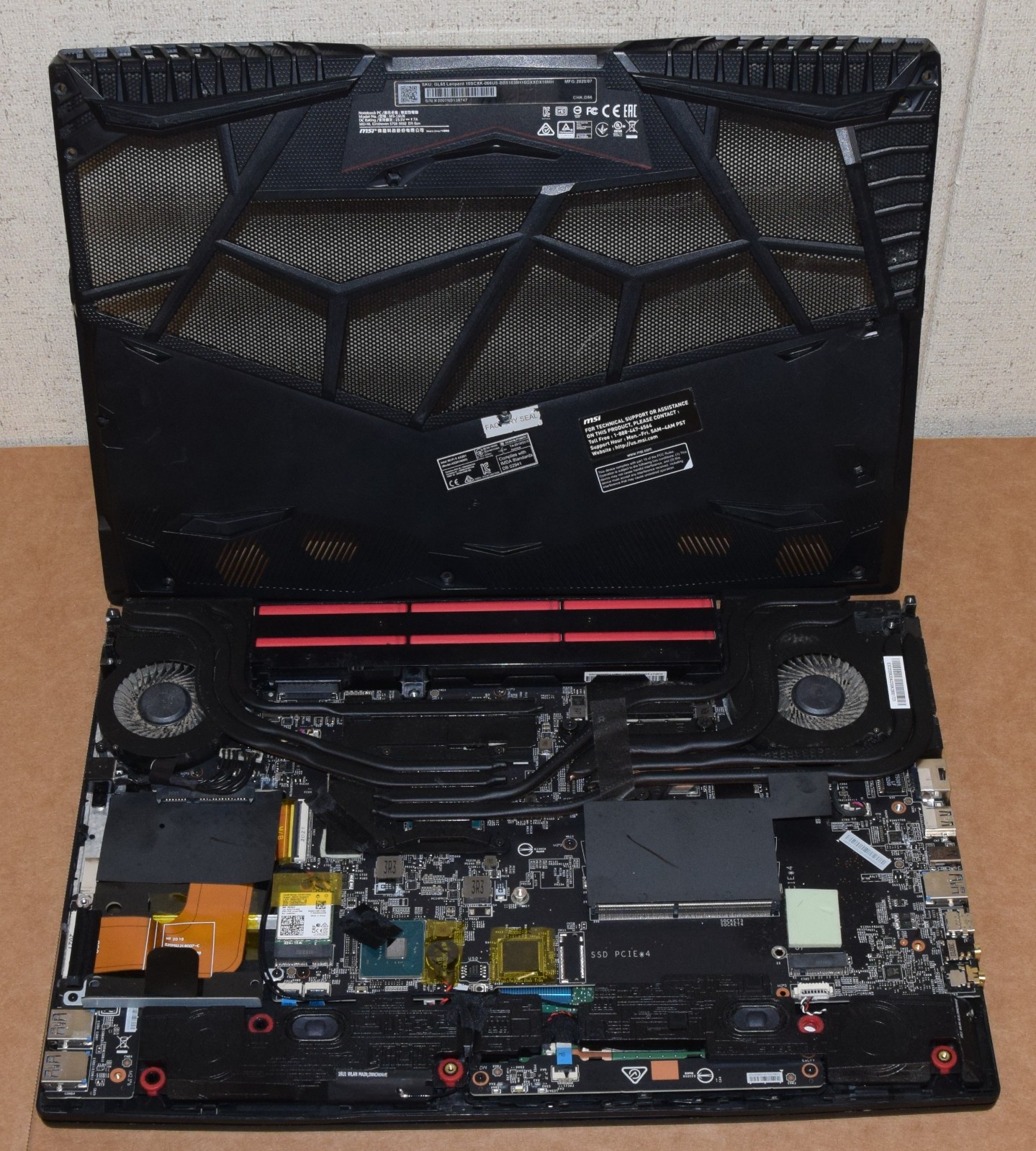 WATER DAMAGE DEAD JUNK MSI GL65 Leopard MS-16U8 10SCXK-006US 15.6″ Laptop