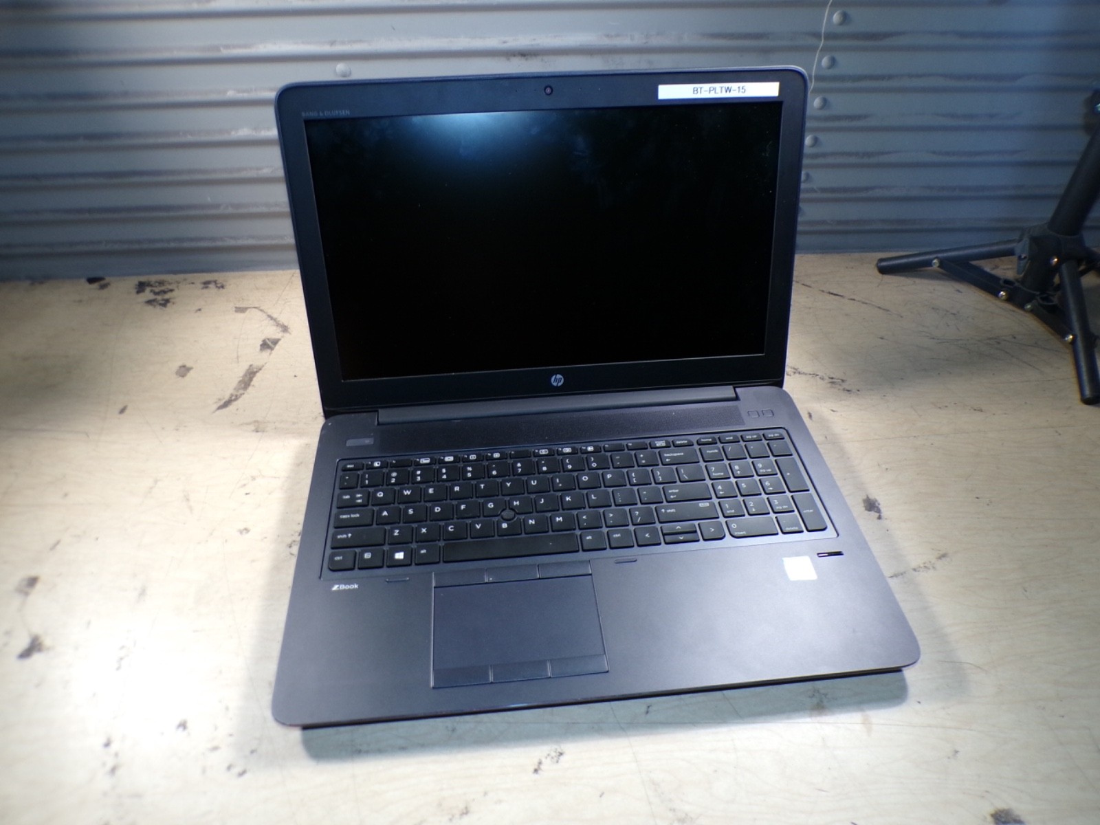 HP ZBOOK 15 G5 INTEL CORE I7-6820HQ 2.70GHZ 16GB RAM **NO HD/ NO CADDIE/ NO OS