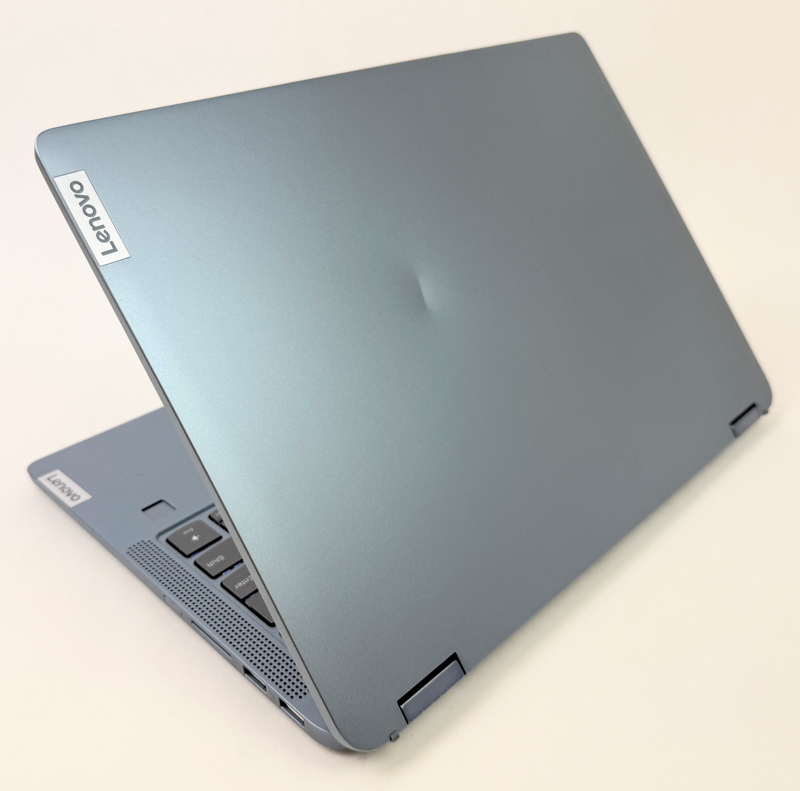 Lenovo Flex 7i 14″ 2240×1400 Touch i7-1355U 16GB 512TB SSD W11H 2in1 – Dents