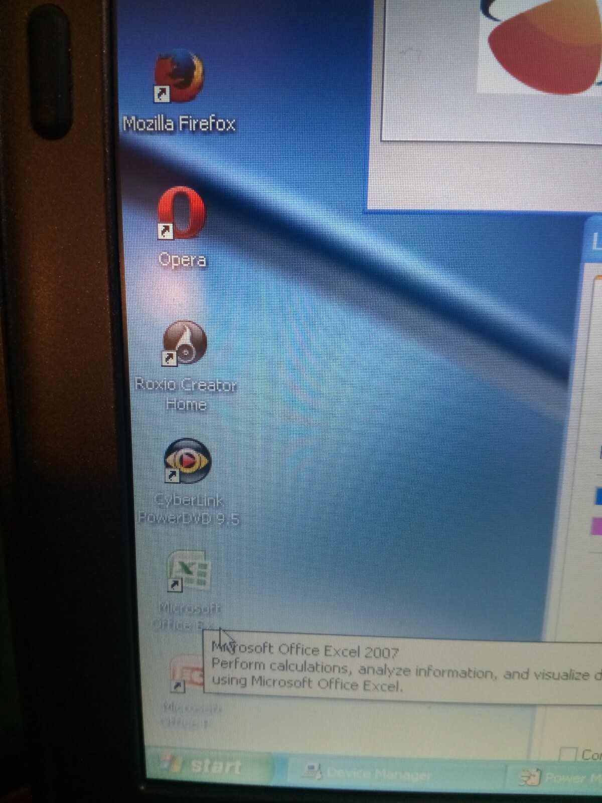 DELL LATITUDE D620 T7200 2.00GHZ 3GBRAM 500GBHDD WINXPSP/3 1440×900 office2007