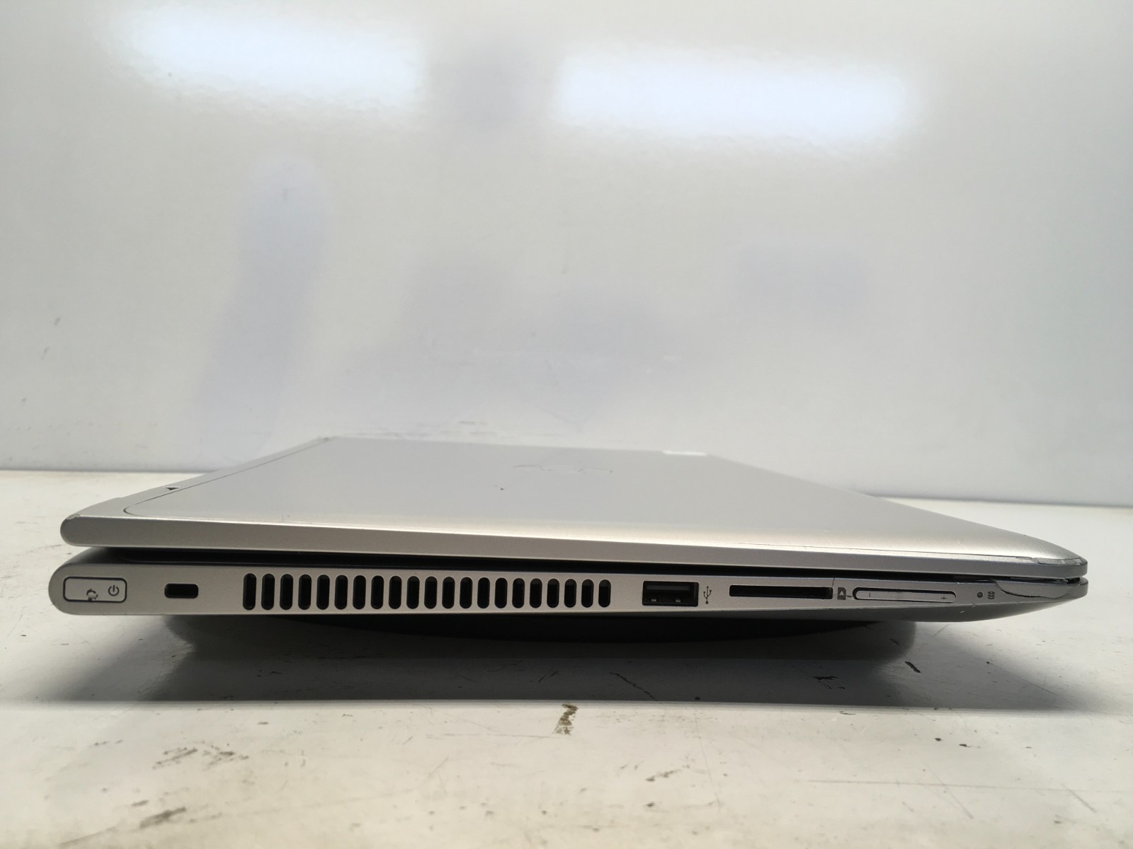 HP Envy X360 15-W110NR Convertible Intel i7-6500U 2.5GHz 8 GB NO HDD/Battery