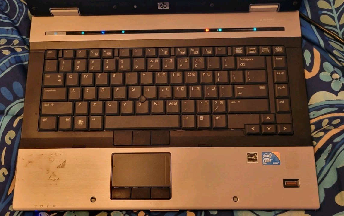 HP EliteBook 8530P 15″ Intel Core2Duo 4GB RAM 160GB HDD Windows XP