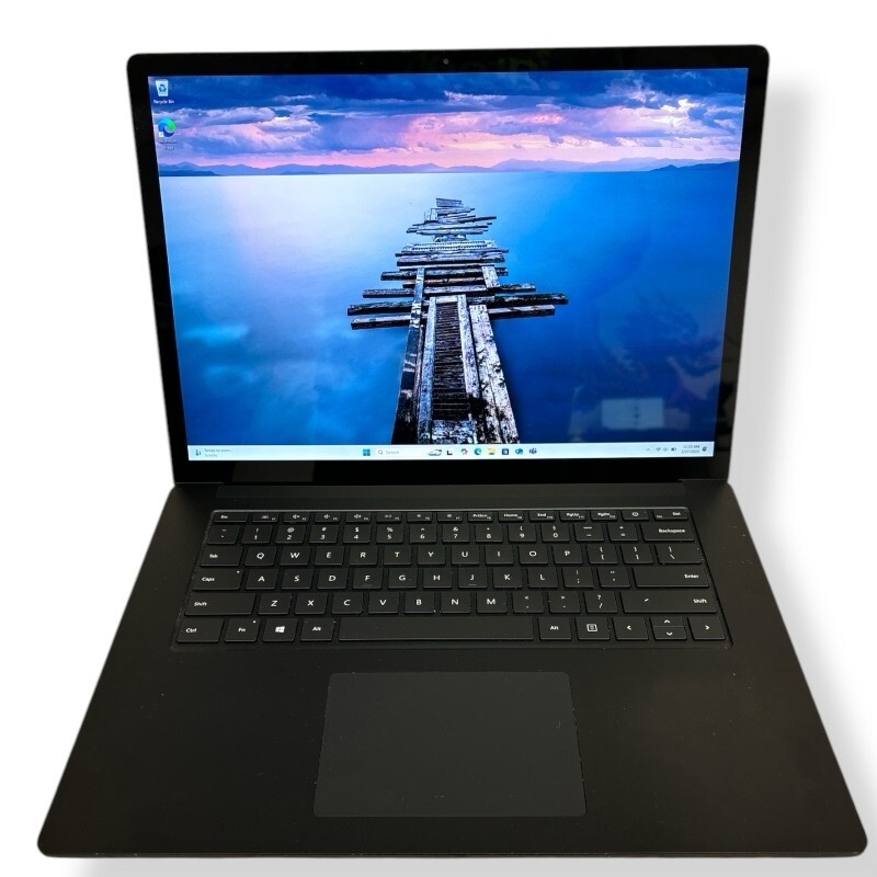 Microsoft Surface Laptop 3 1872 13.5″ i7-1065G7 1.30 GHz 16GB 256GB SSD Win11P